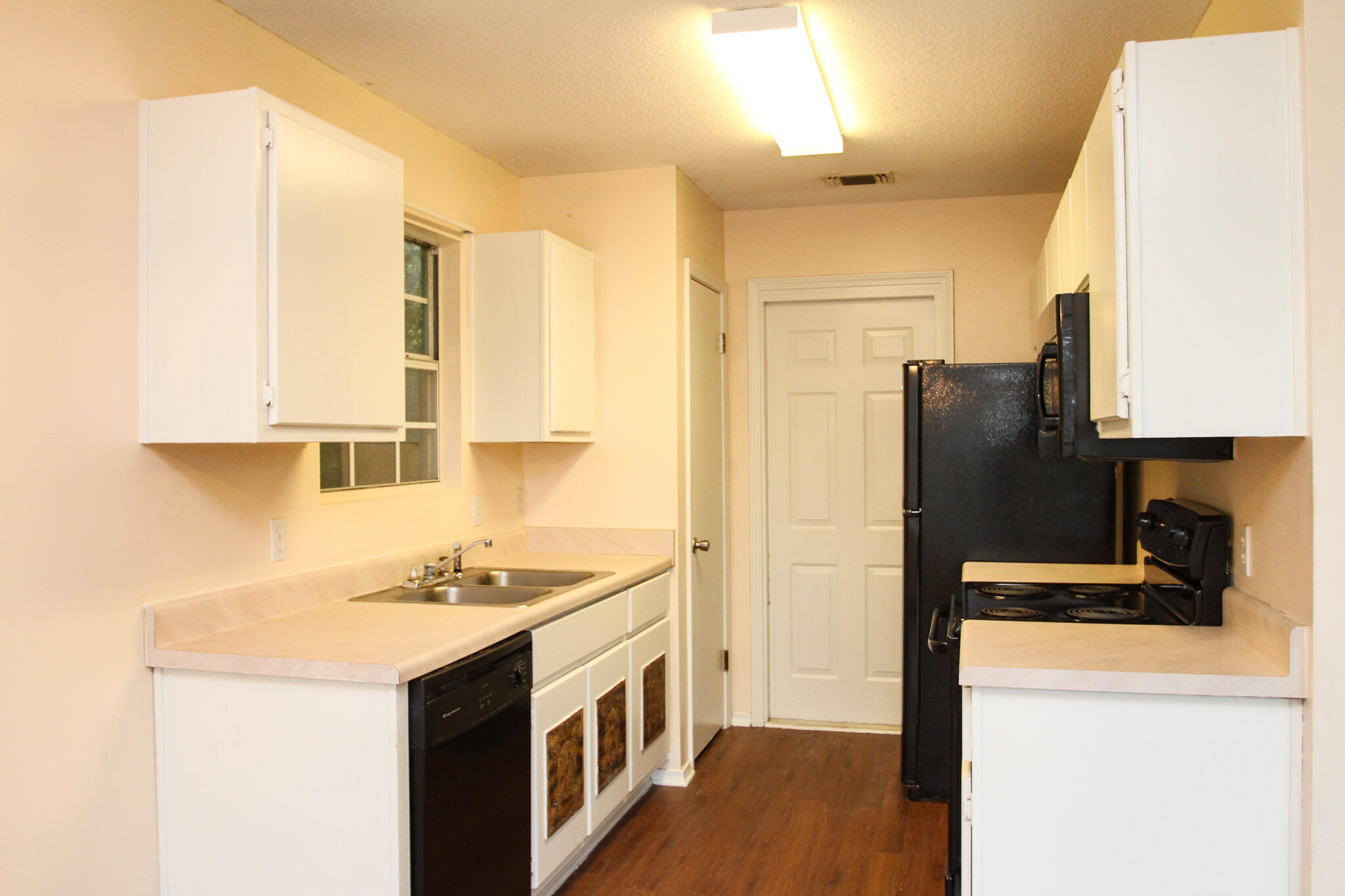 CARDINAL ESTATES - Residential