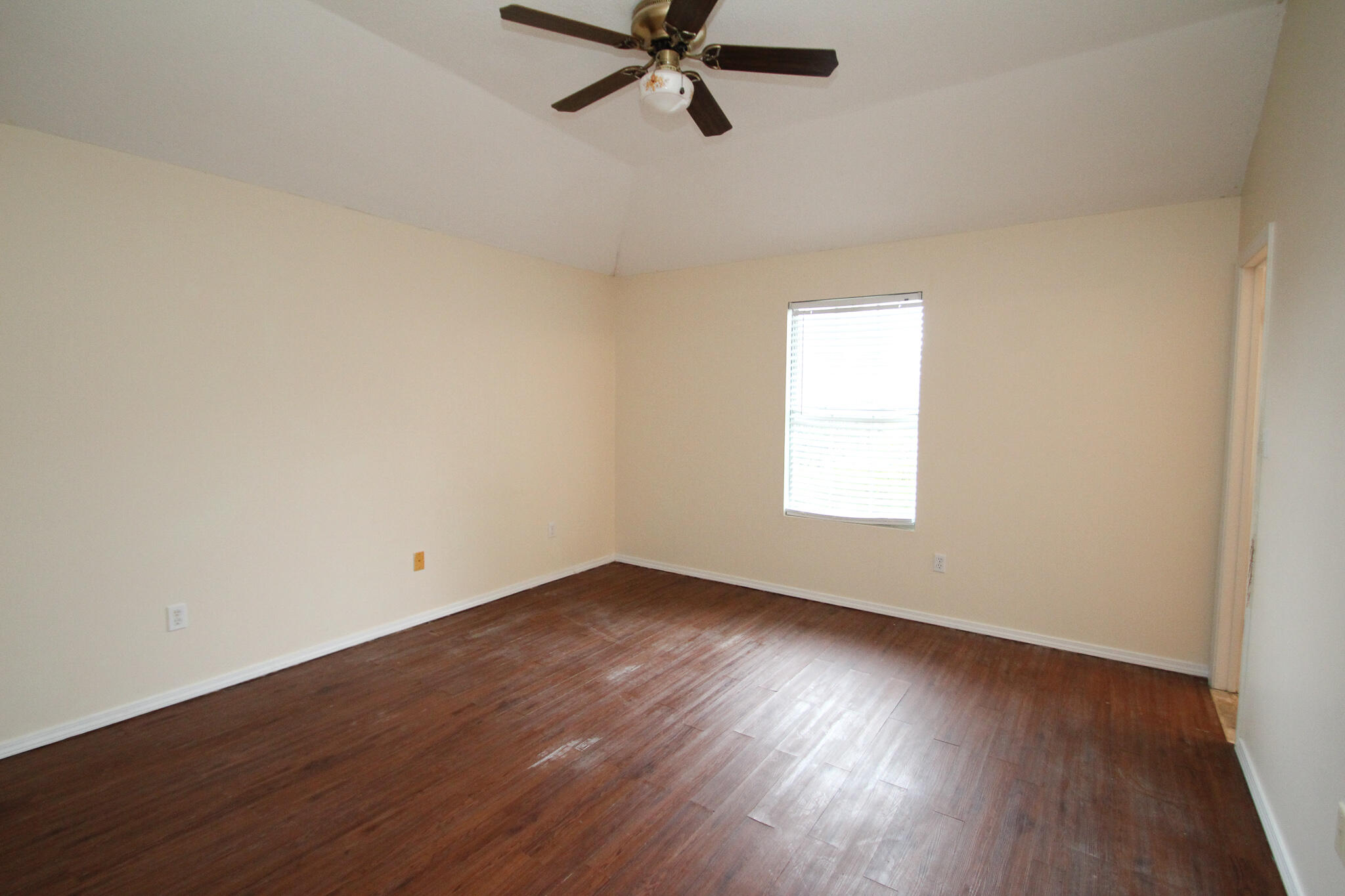 CARDINAL ESTATES - Residential