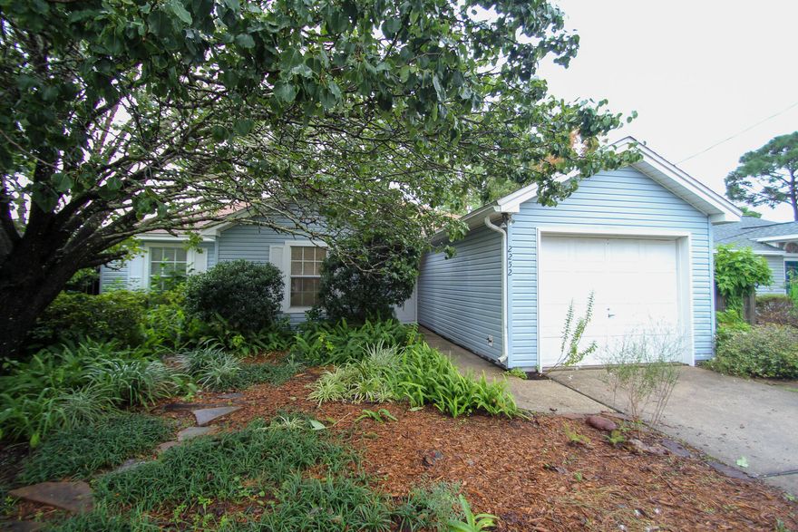 With a little TLC, what a cute home! Only 7 miles from Hurlburt AFB and minutes from the sandy white beaches!!! No carpet to fuss with. Very Specious home with high ceilings. Nice neighborhood with sidewalks. Sliding glass door takes you to your own private back yard to enjoy. HVAC replaced in 2015. Roof 2012 Don't miss out!!
