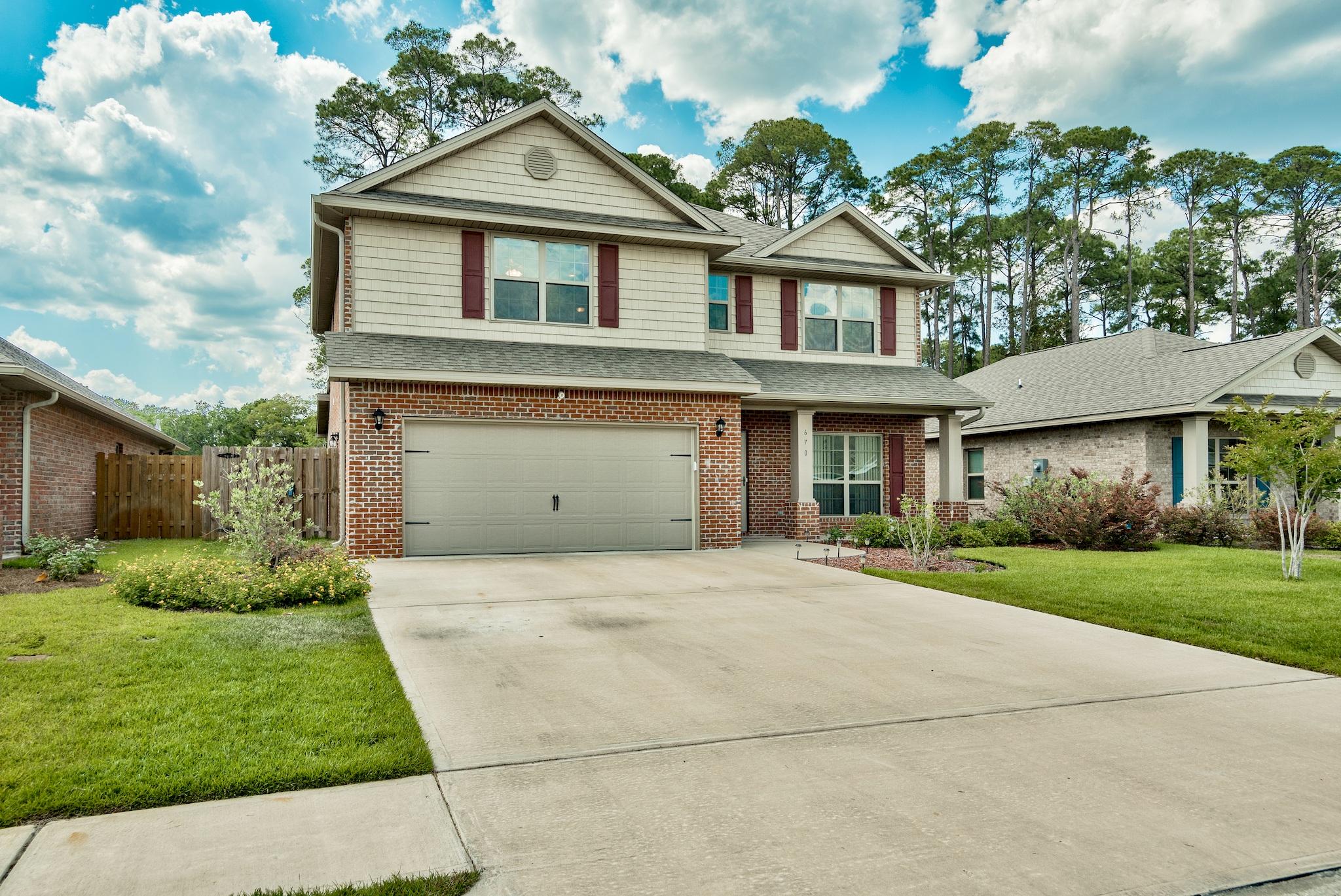 DRIFTWOOD ESTATES - Residential