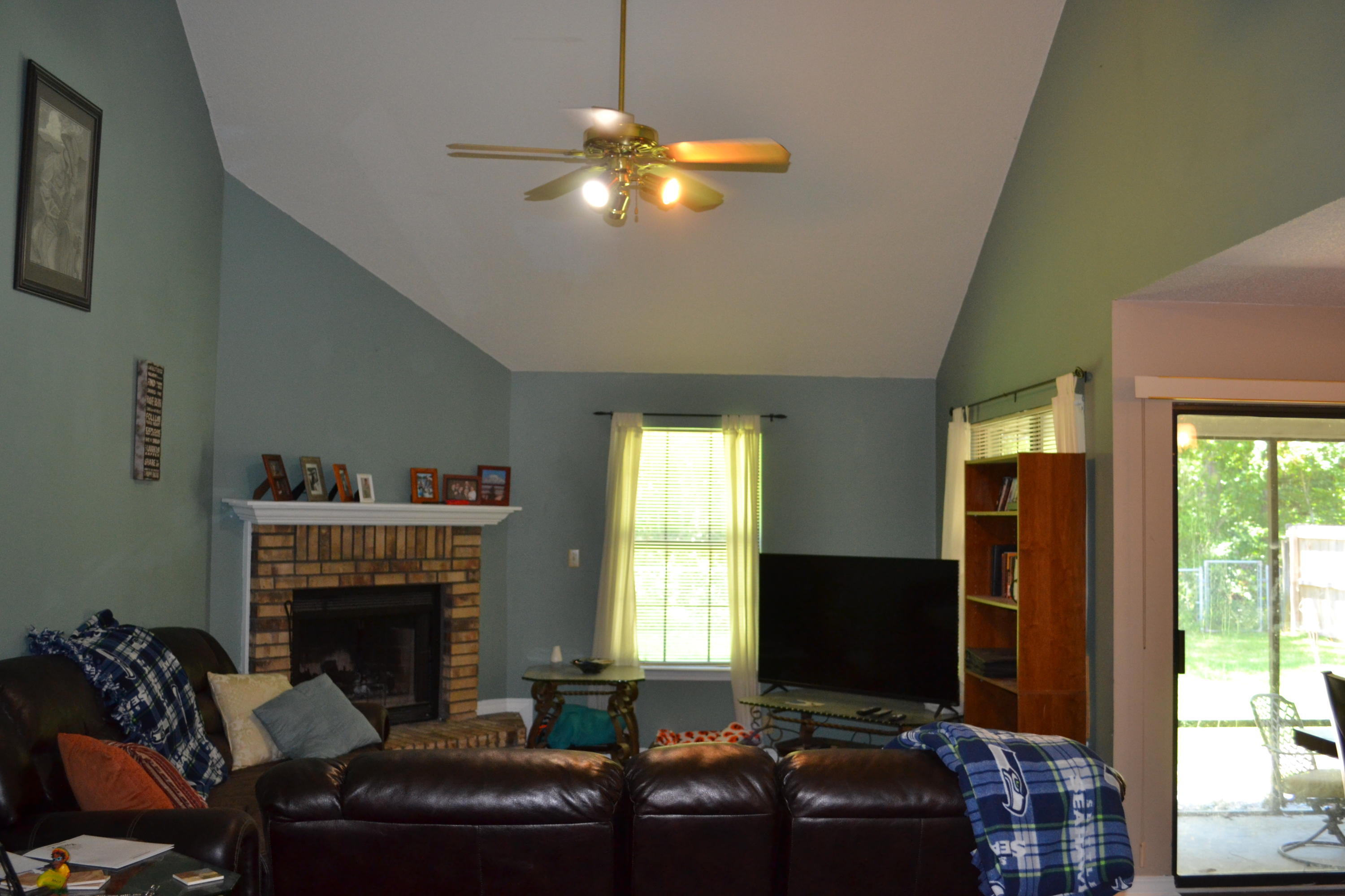 PINE MEADOWS ADD #2 LOT 22 BLK A - Residential