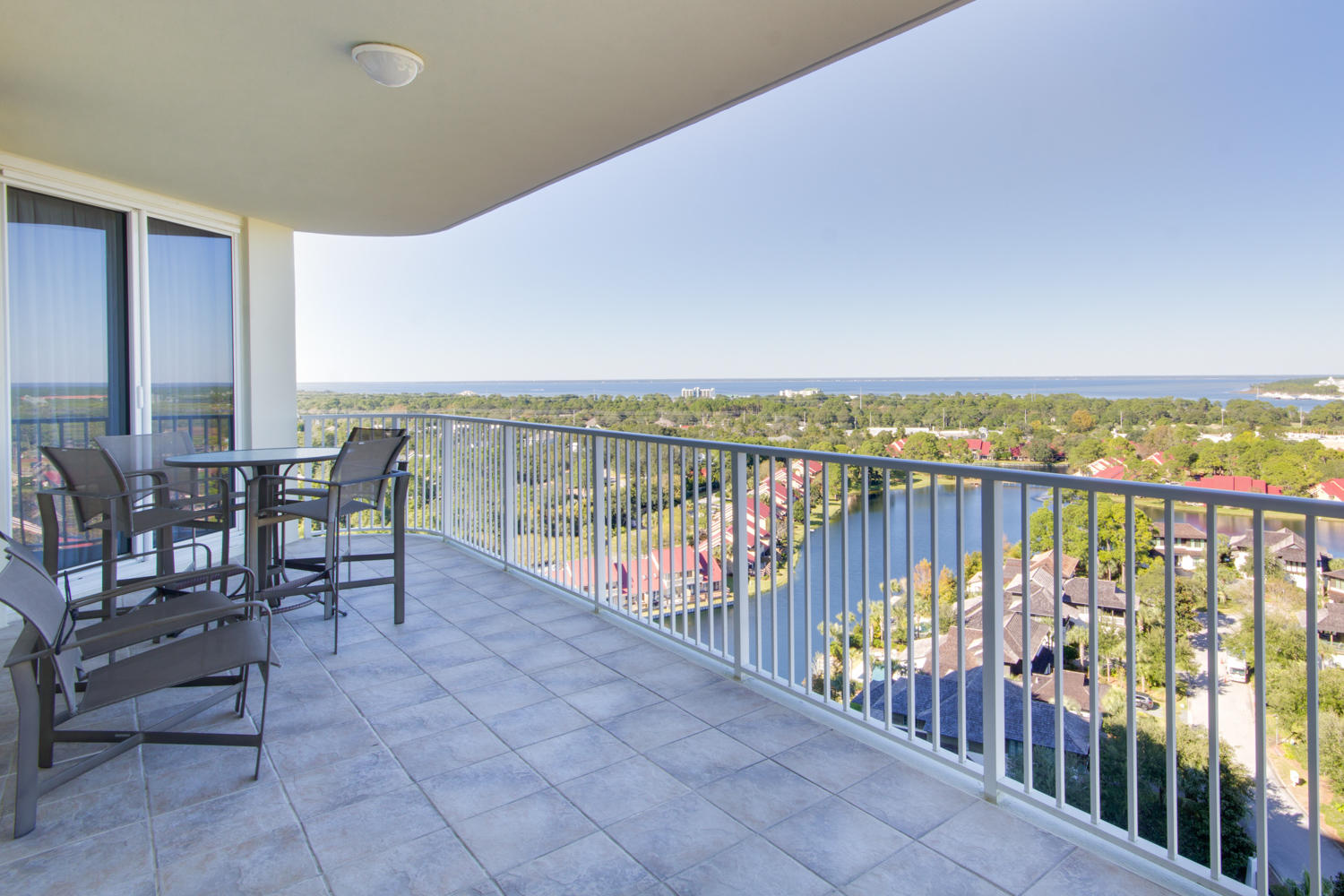 ONE BEACH CLUB DRIVE - Residential