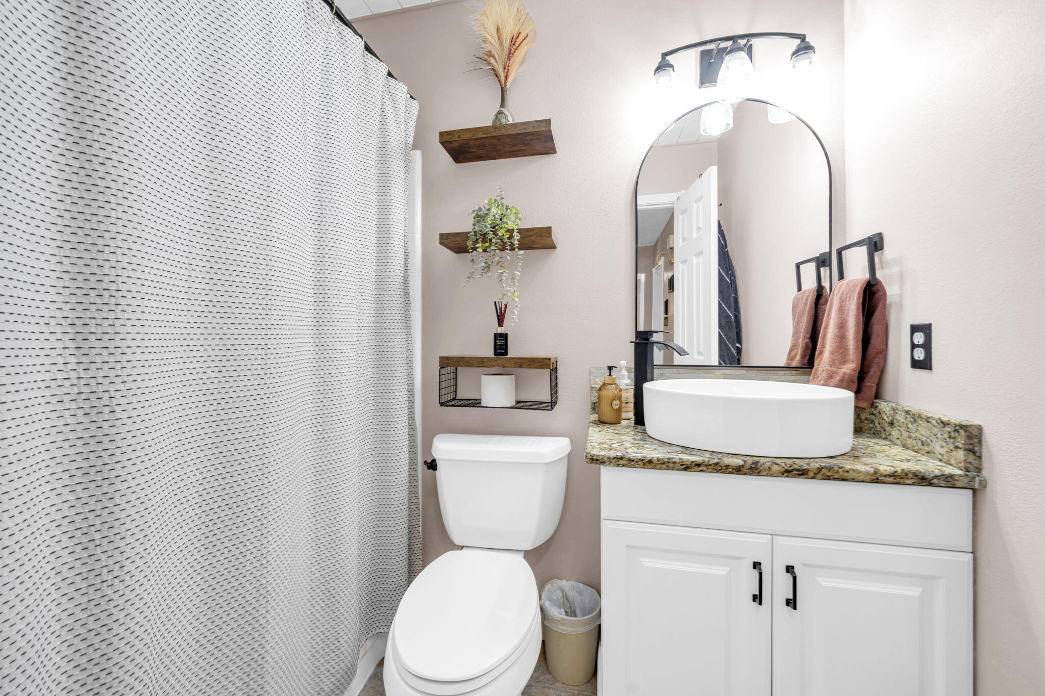 Oakridge Manor - Residential