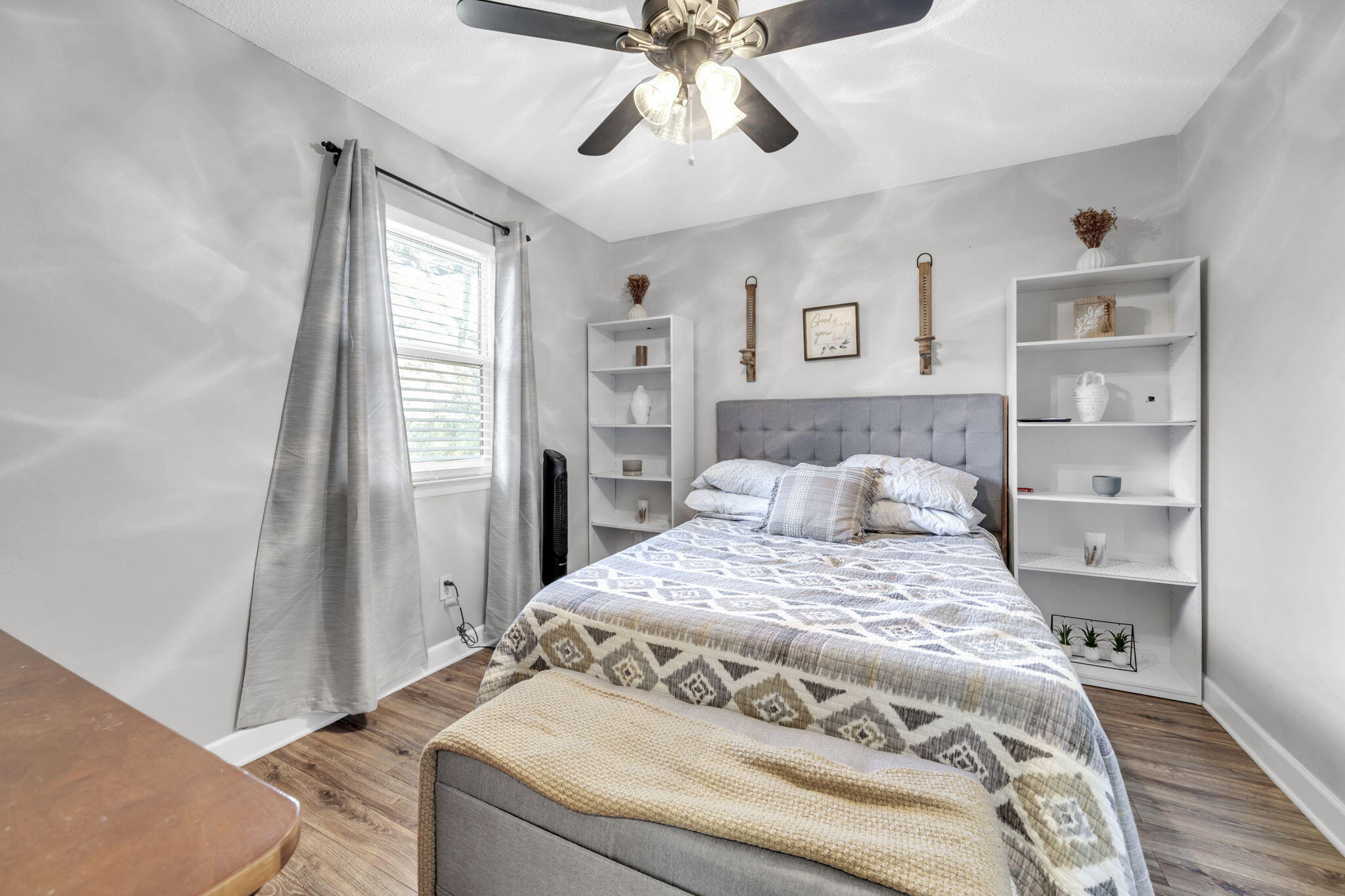 Oakridge Manor - Residential