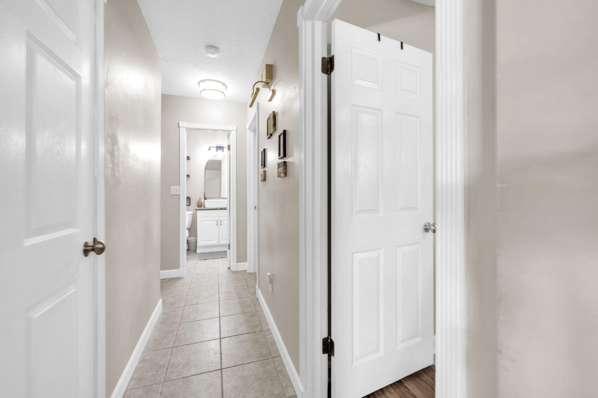 Oakridge Manor - Residential