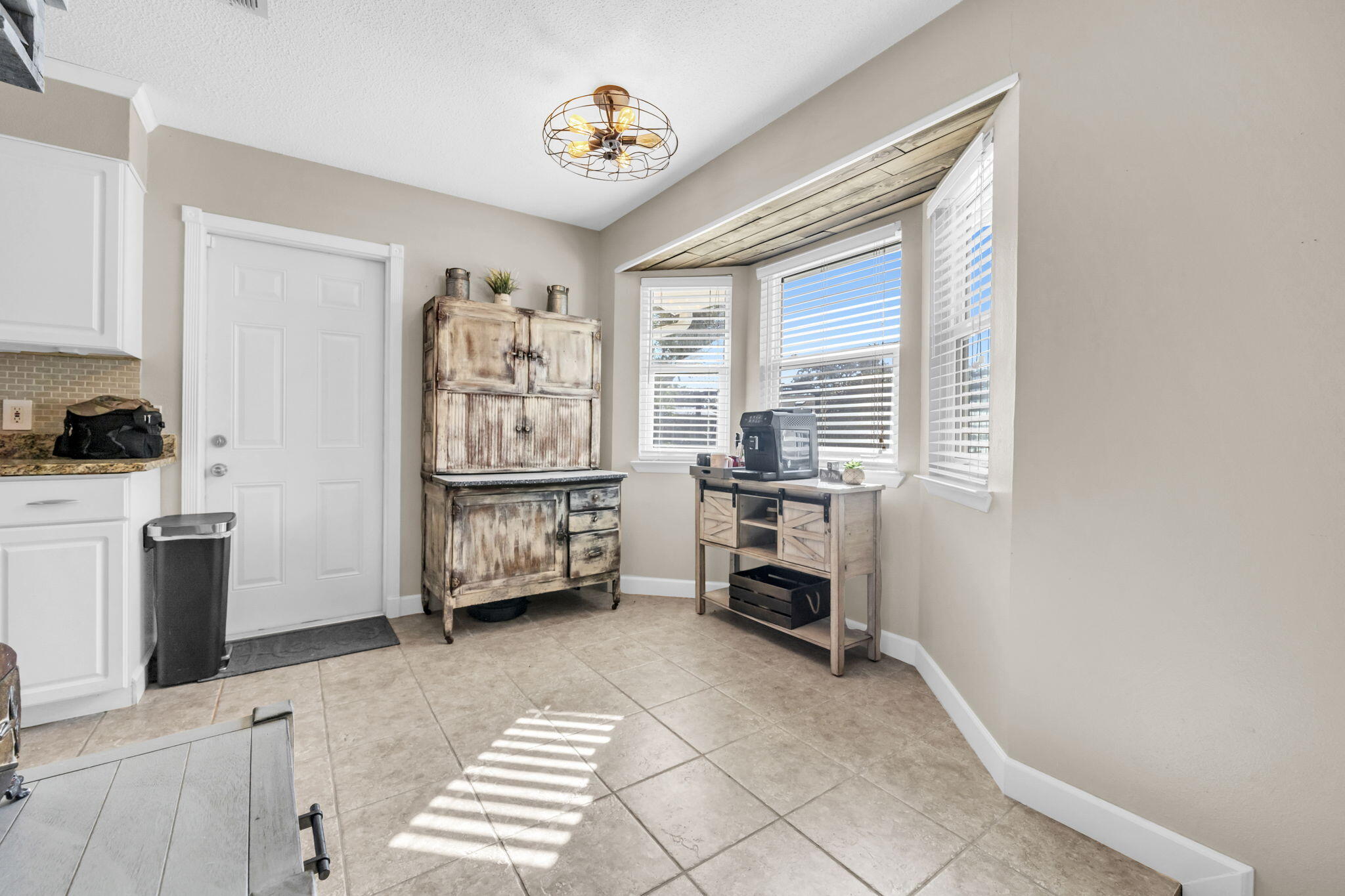 Oakridge Manor - Residential