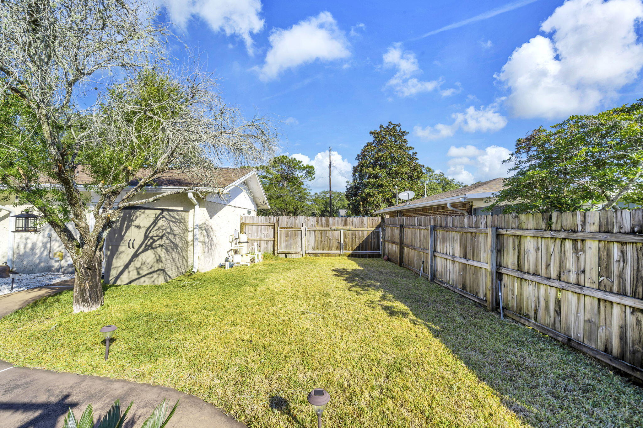 Oakridge Manor - Residential