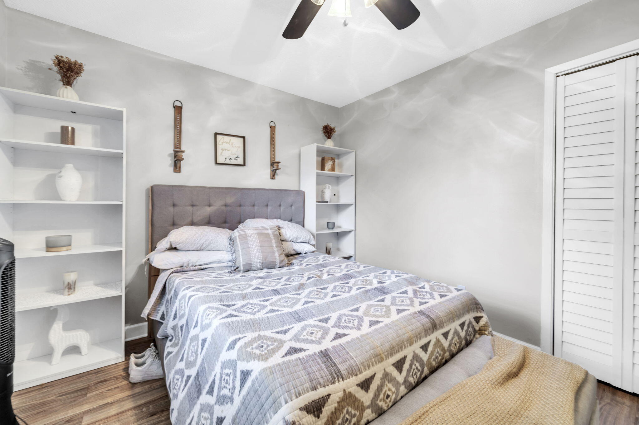 Oakridge Manor - Residential