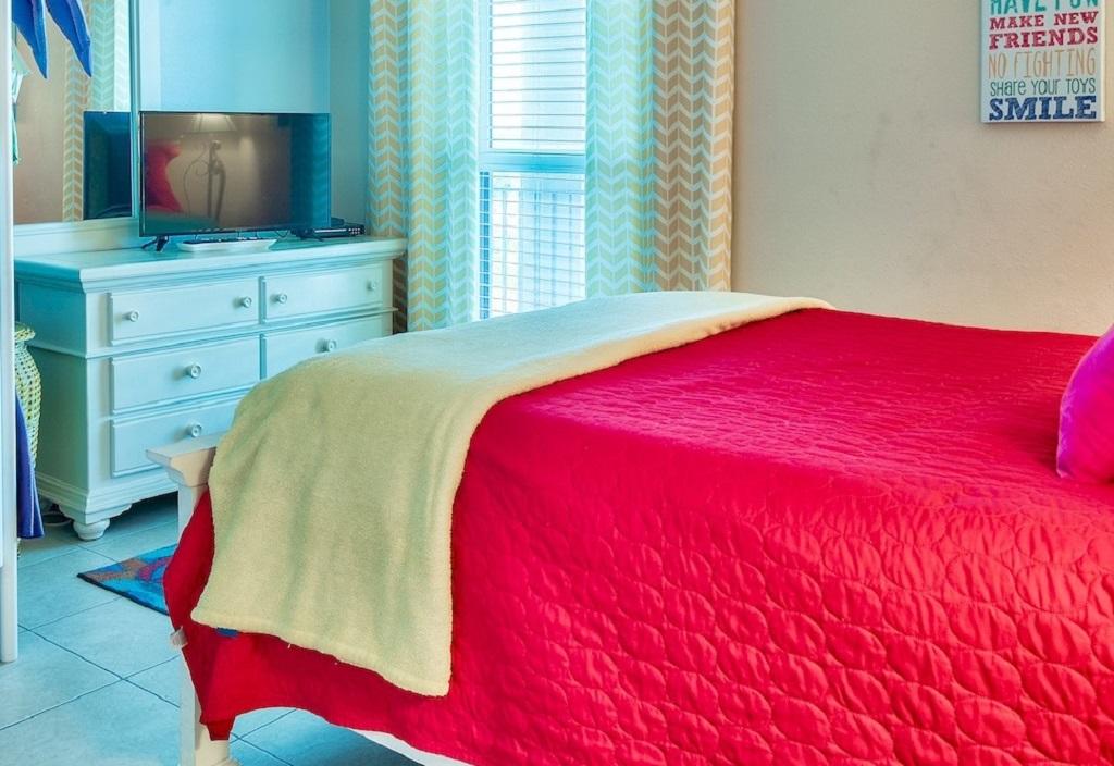 EMERALD ISLE - Residential