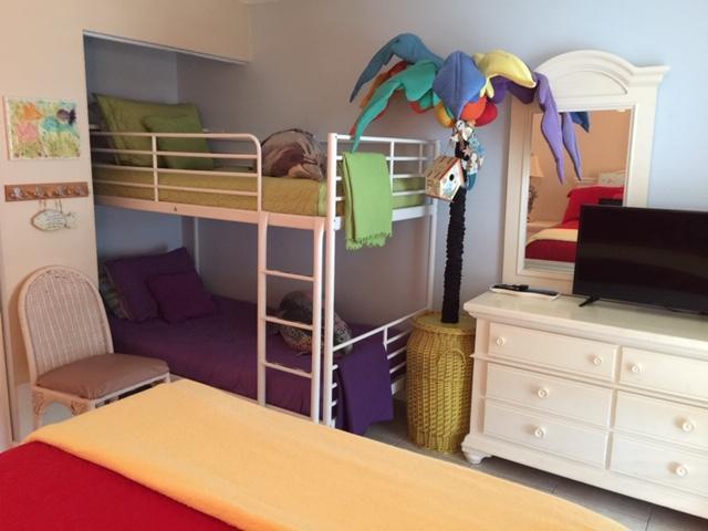 EMERALD ISLE - Residential