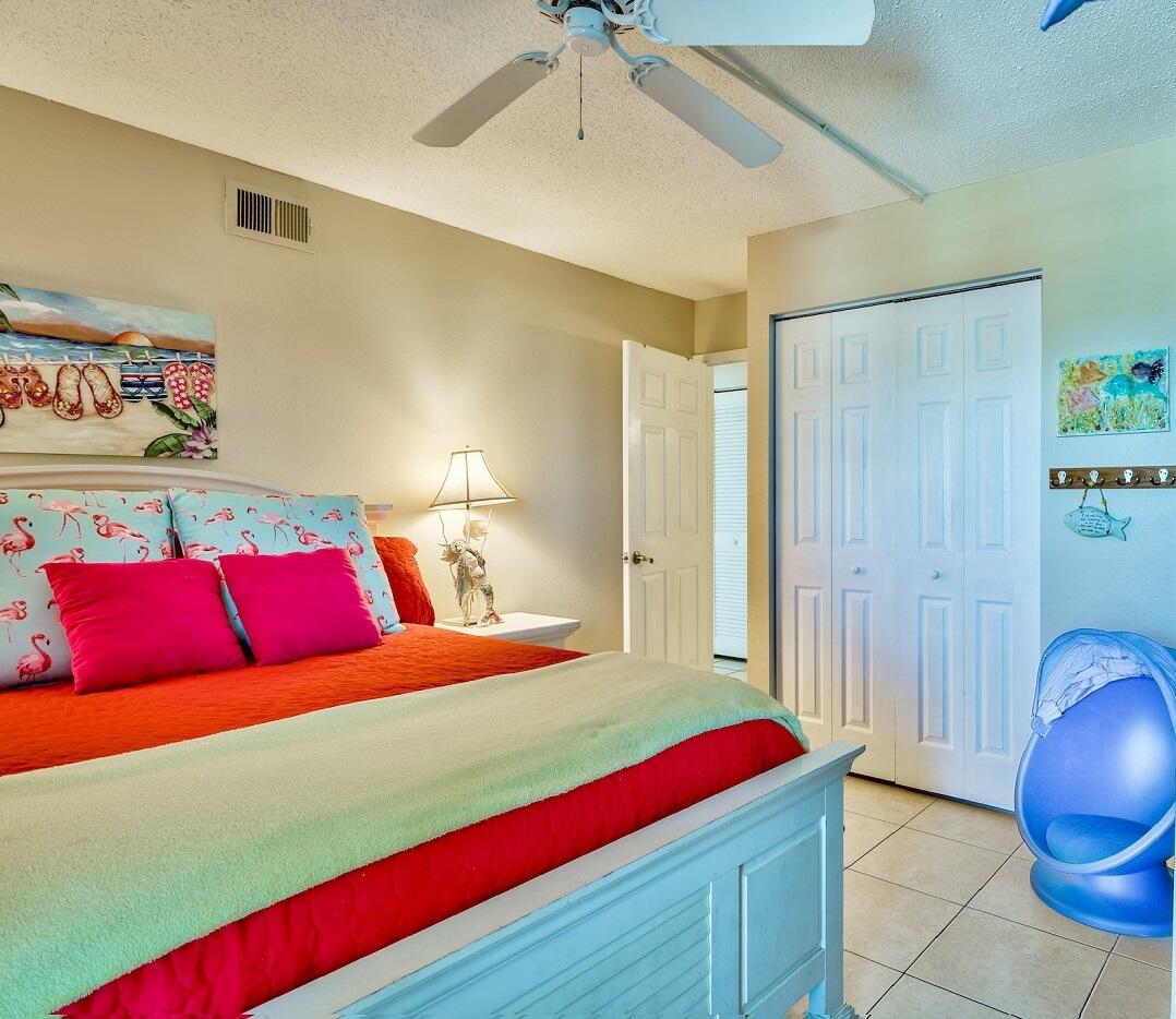 EMERALD ISLE - Residential