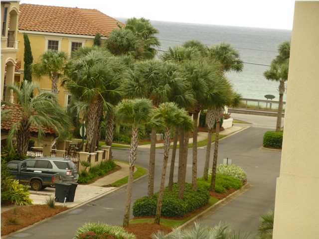 MARAVILLA CONDO 3 - Residential