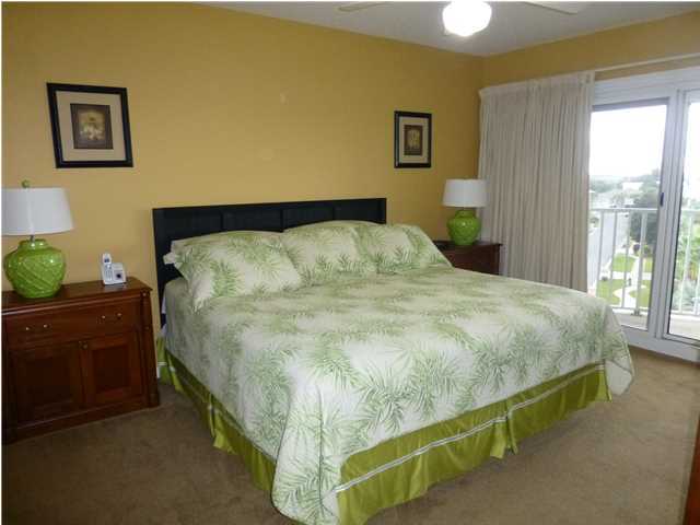 MARAVILLA CONDO 3 - Residential