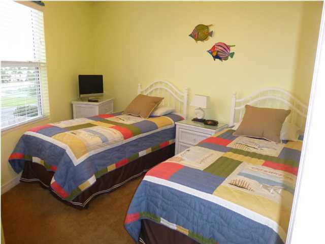 MARAVILLA CONDO 3 - Residential