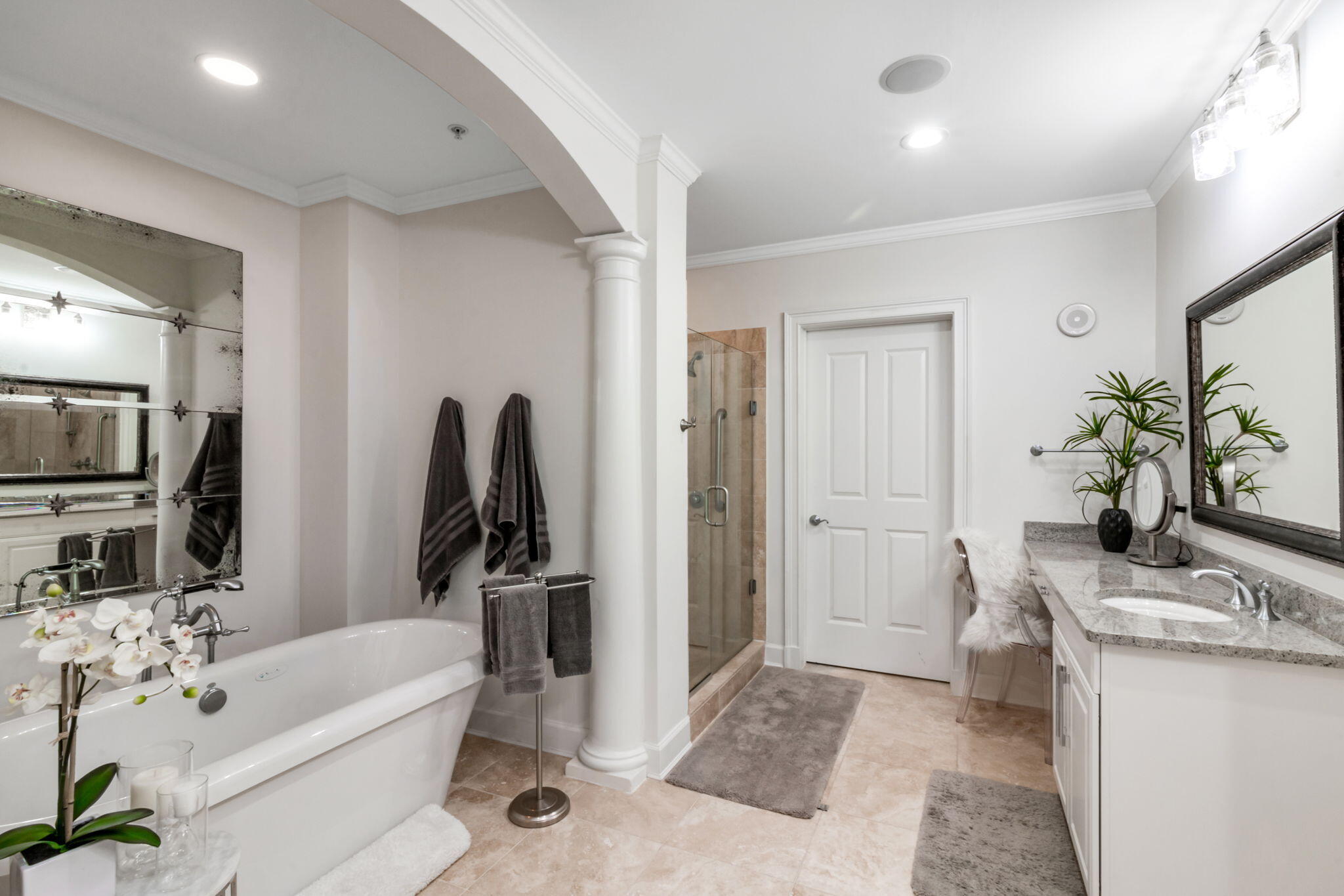 ONE WATER PLACE AT KELLY PLANTATION - Residential