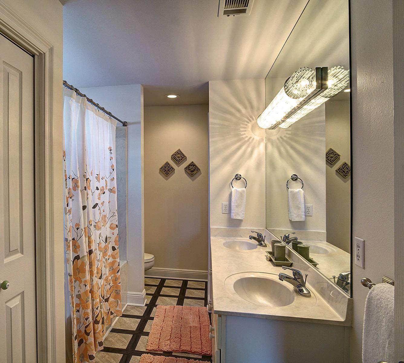 TERRA COTTA TERRACE - Residential