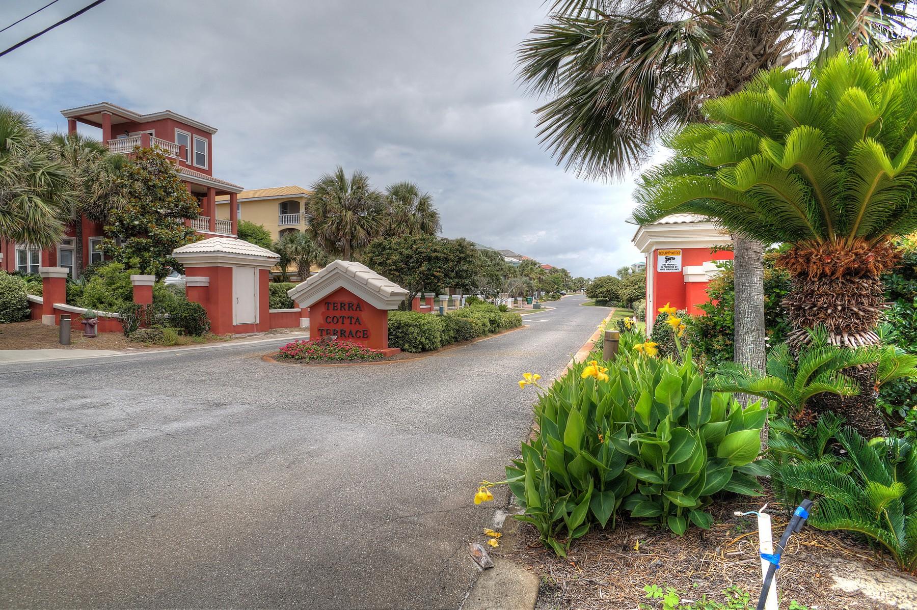 TERRA COTTA TERRACE - Residential