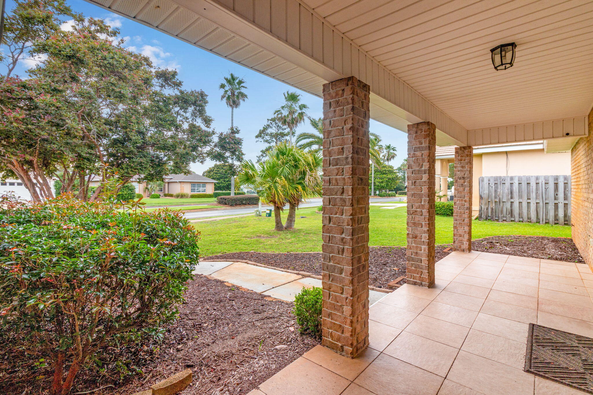 BAYSIDE - Residential Lease