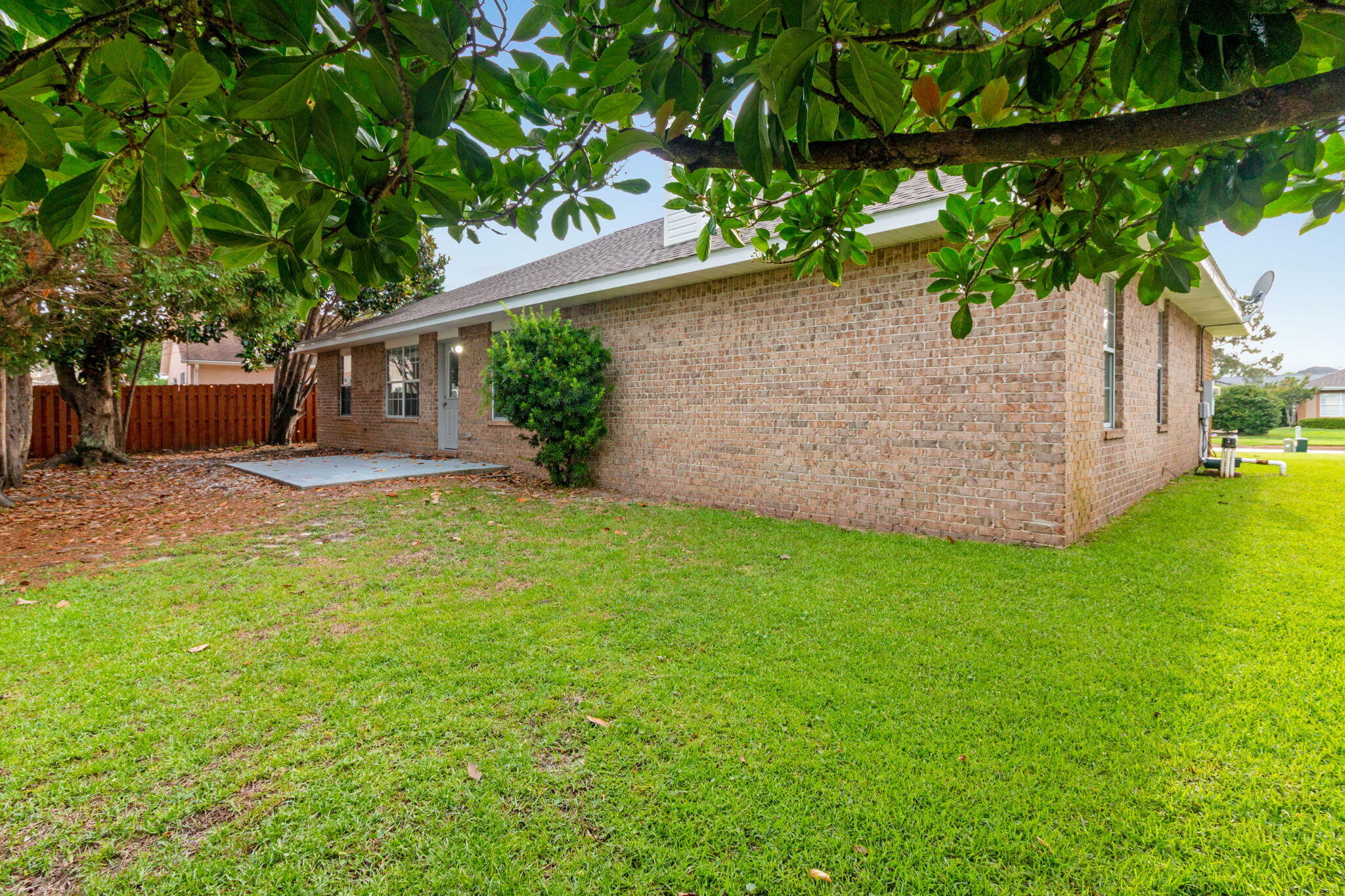 BAYSIDE - Residential Lease