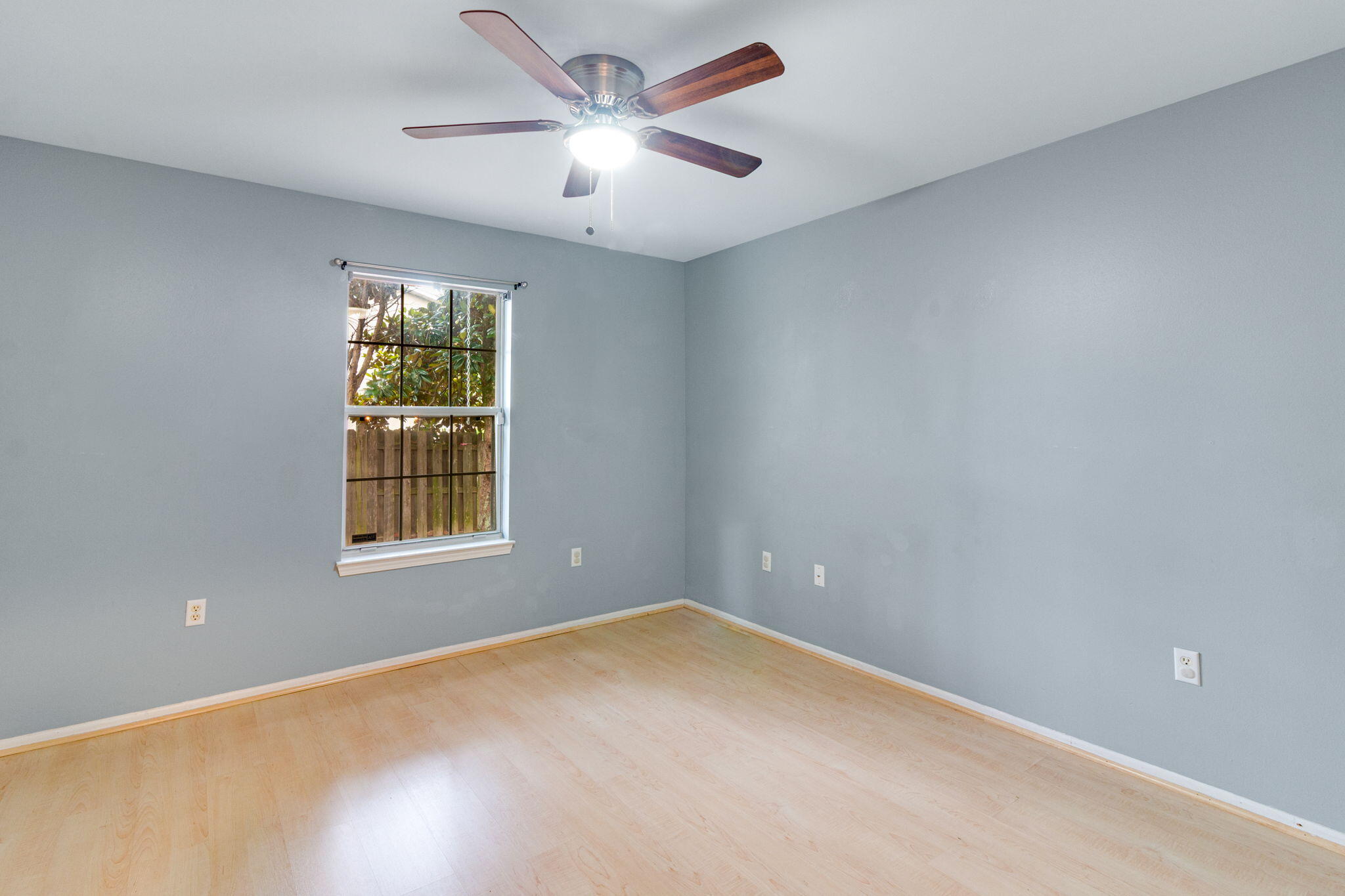 BAYSIDE - Residential Lease