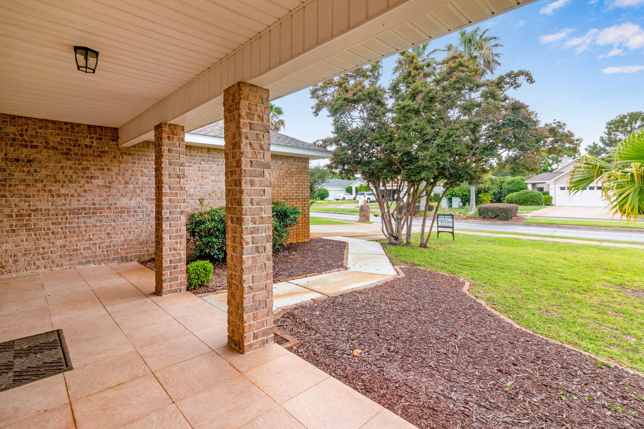 BAYSIDE - Residential Lease