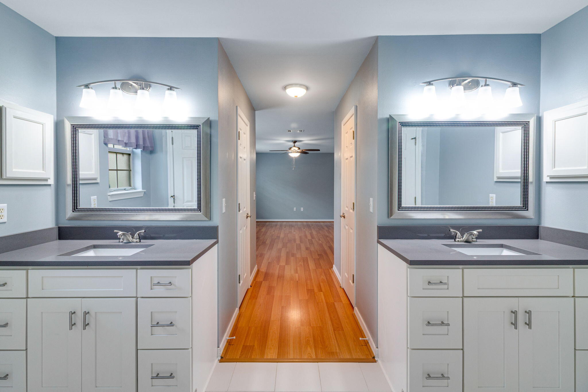 BAYSIDE - Residential Lease