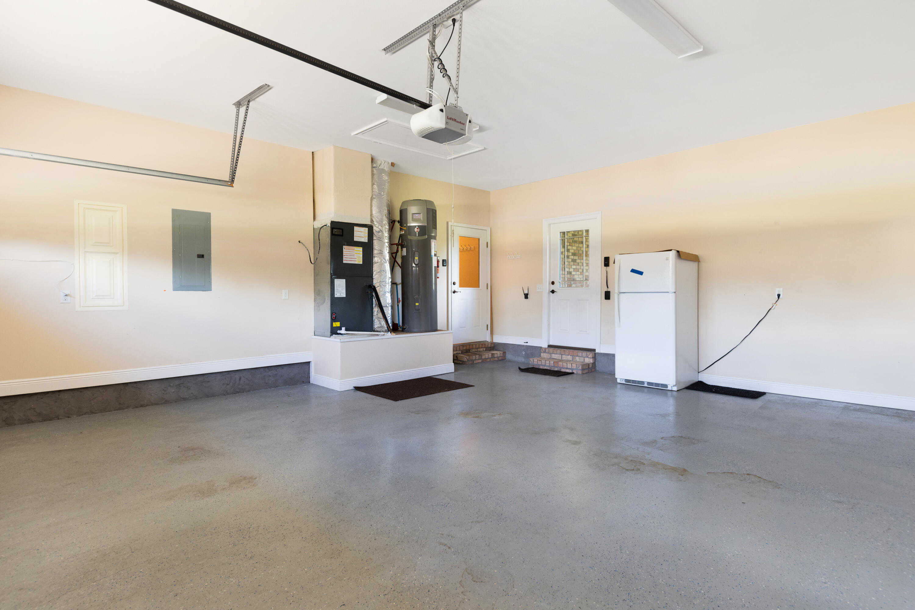 NONESUCH WAY - Residential