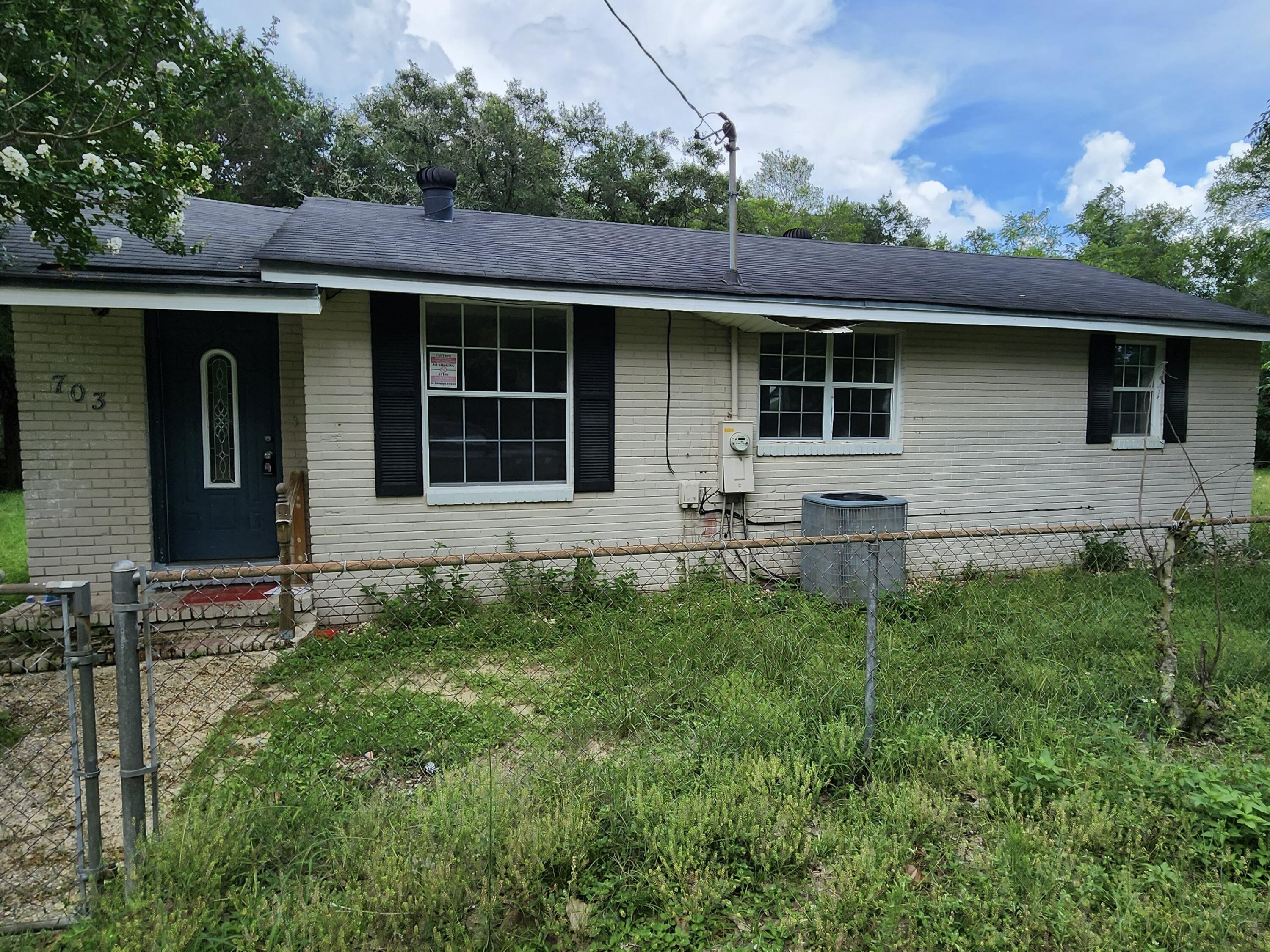 MORRIS ADDN TO CRESTVIEW - Residential