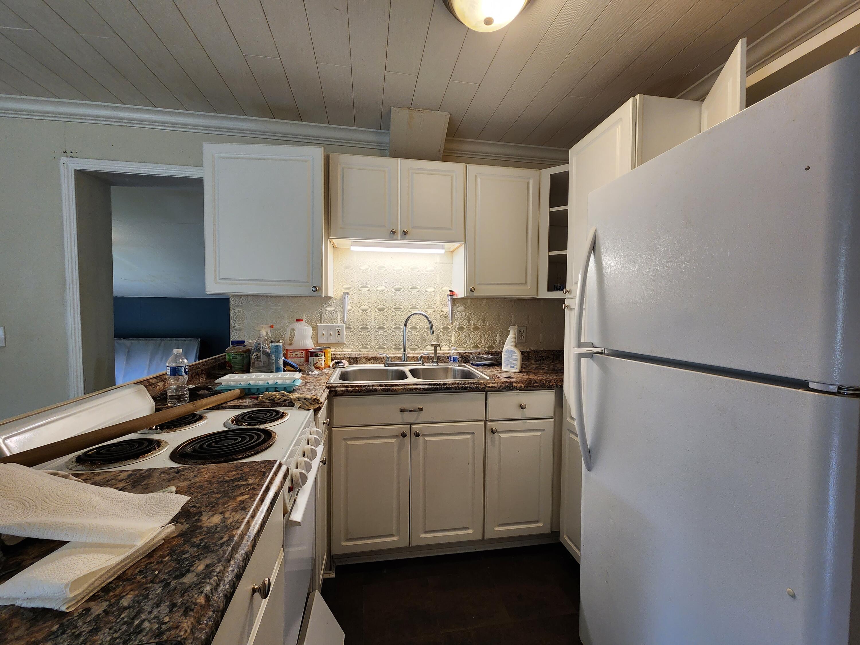 MORRIS ADDN TO CRESTVIEW - Residential