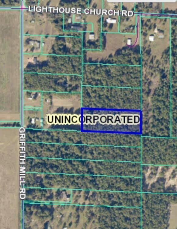 This beautiful 3.7-/+ acre parcel located in Baker Florida features mature trees, privacy and has power/ water available at the road. This parcel will make an awesome homesite. The parcel is at the end of Adam Thomas Lane and is not landlocked. The parcel is accessible directly from Adam Thomas Lane. Call or text for additional information.