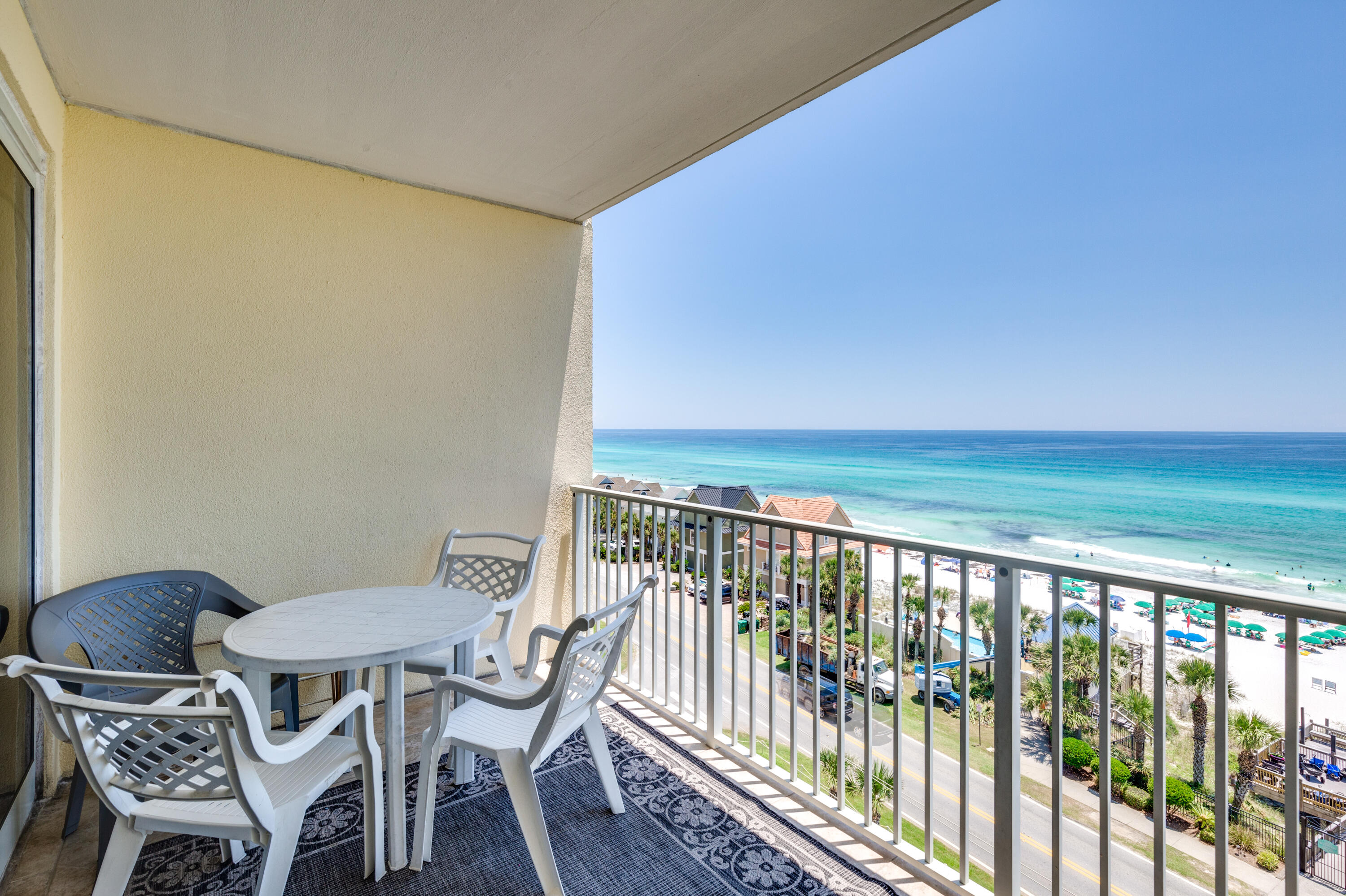 LEEWARD KEY - Residential