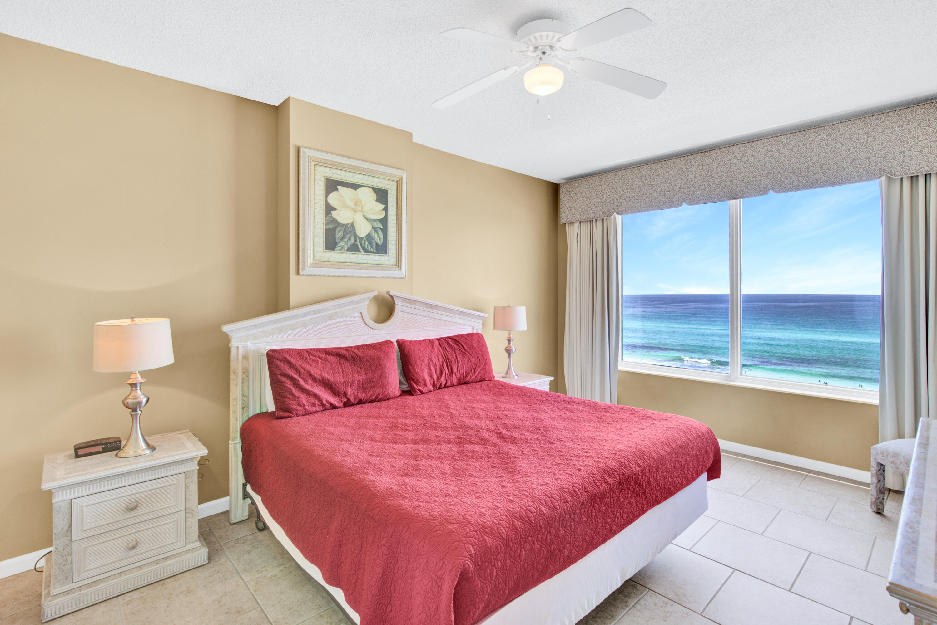 LEEWARD KEY - Residential