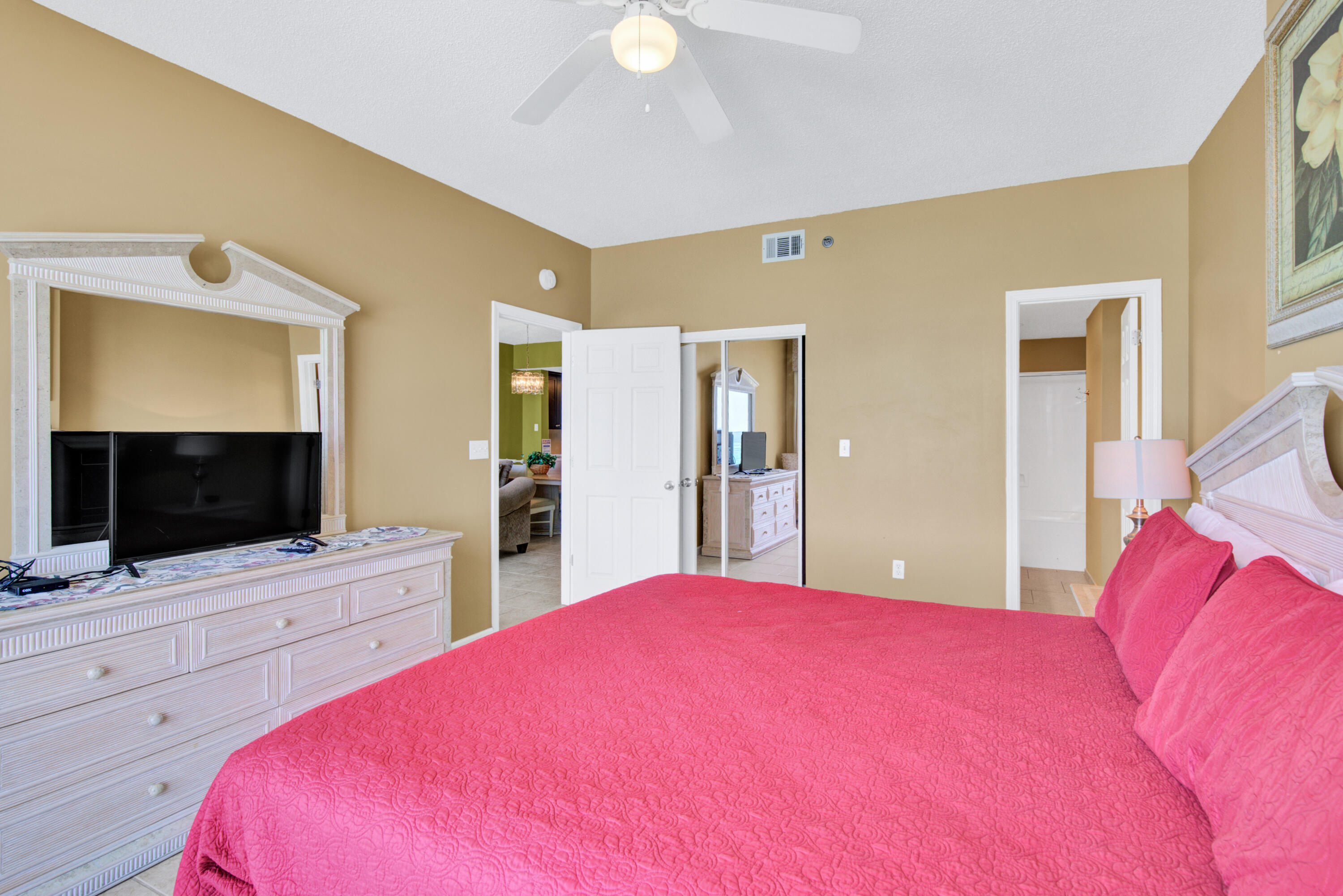 LEEWARD KEY - Residential