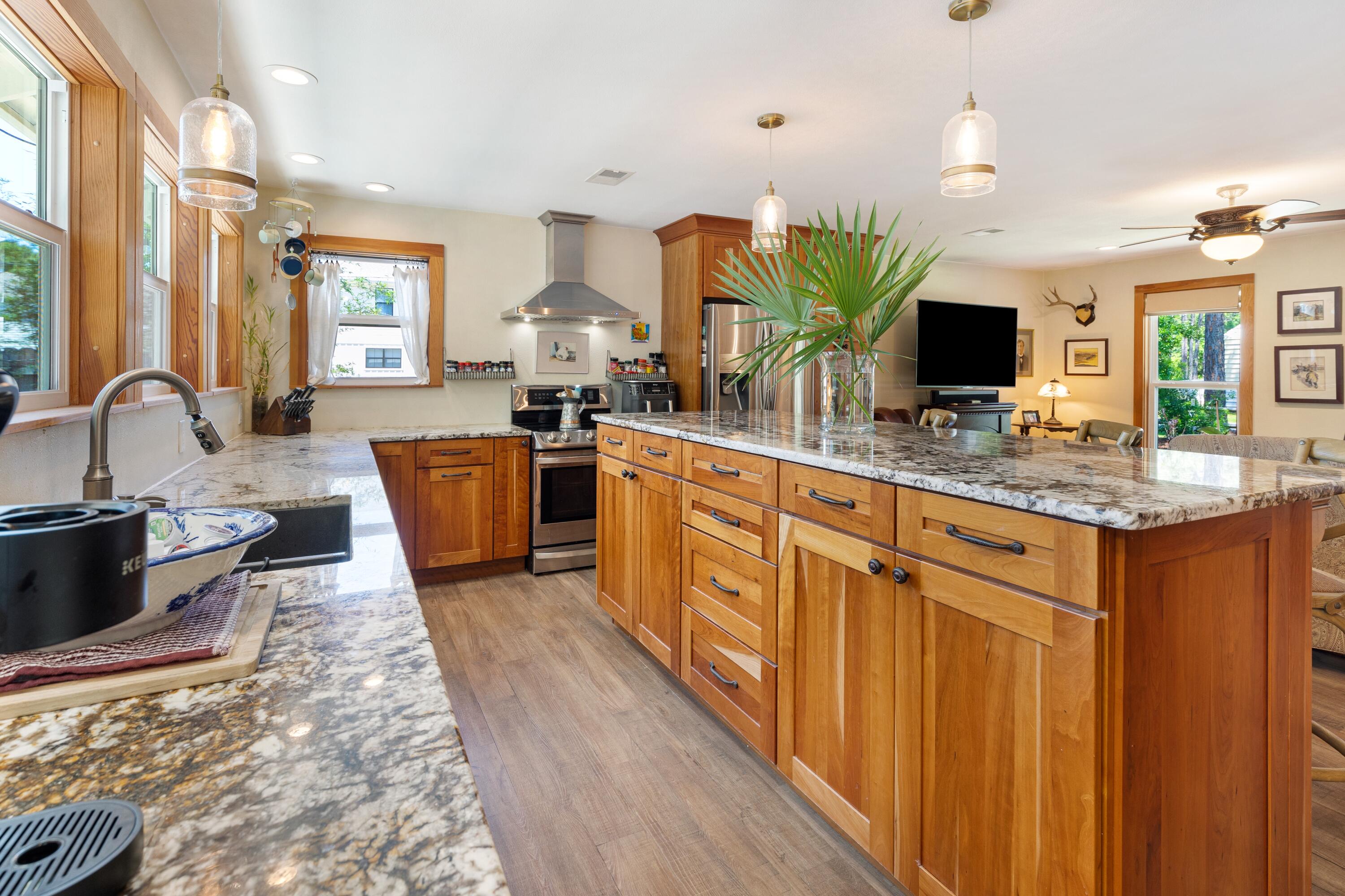 EXCLUSIVE BEACH - Residential