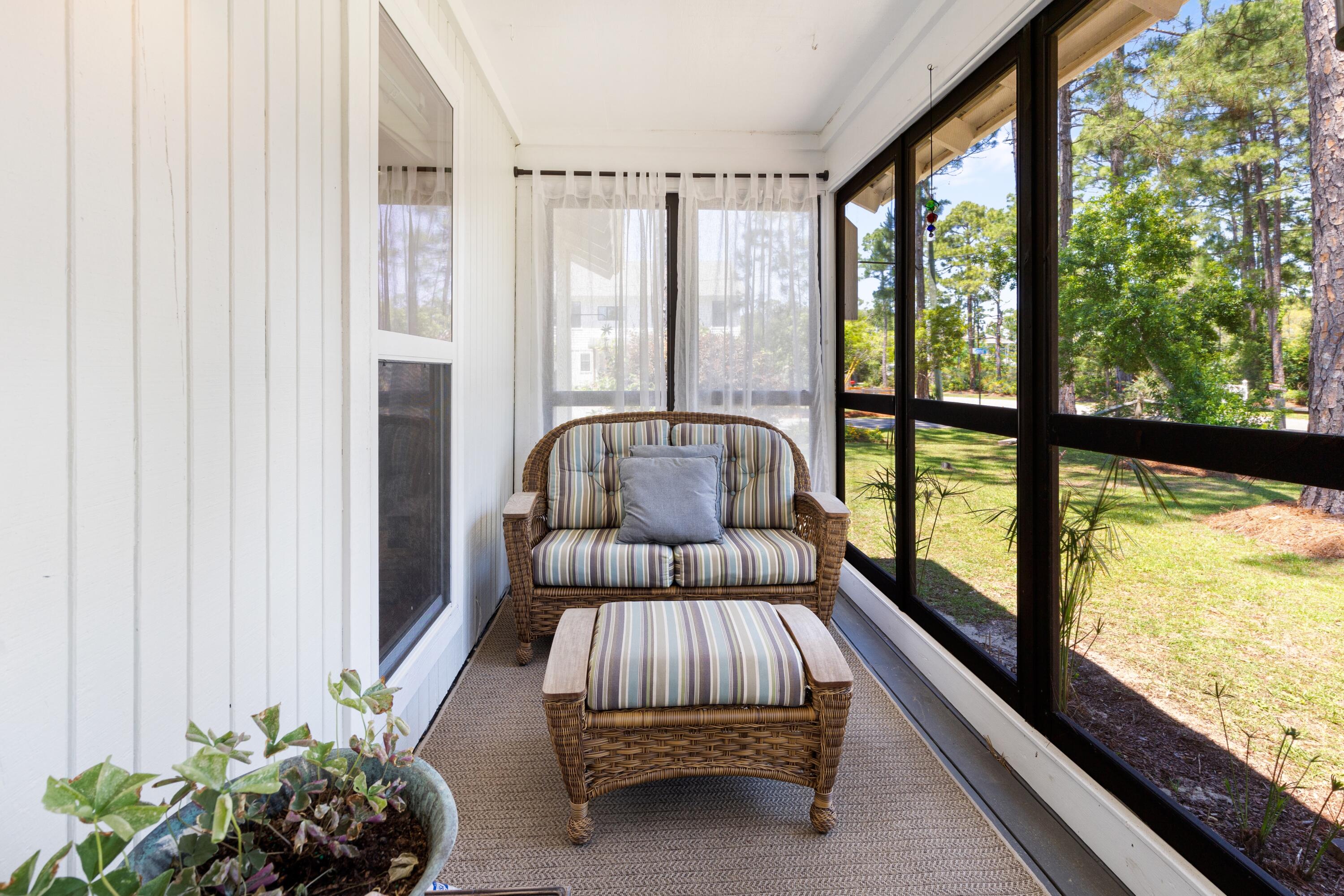EXCLUSIVE BEACH - Residential