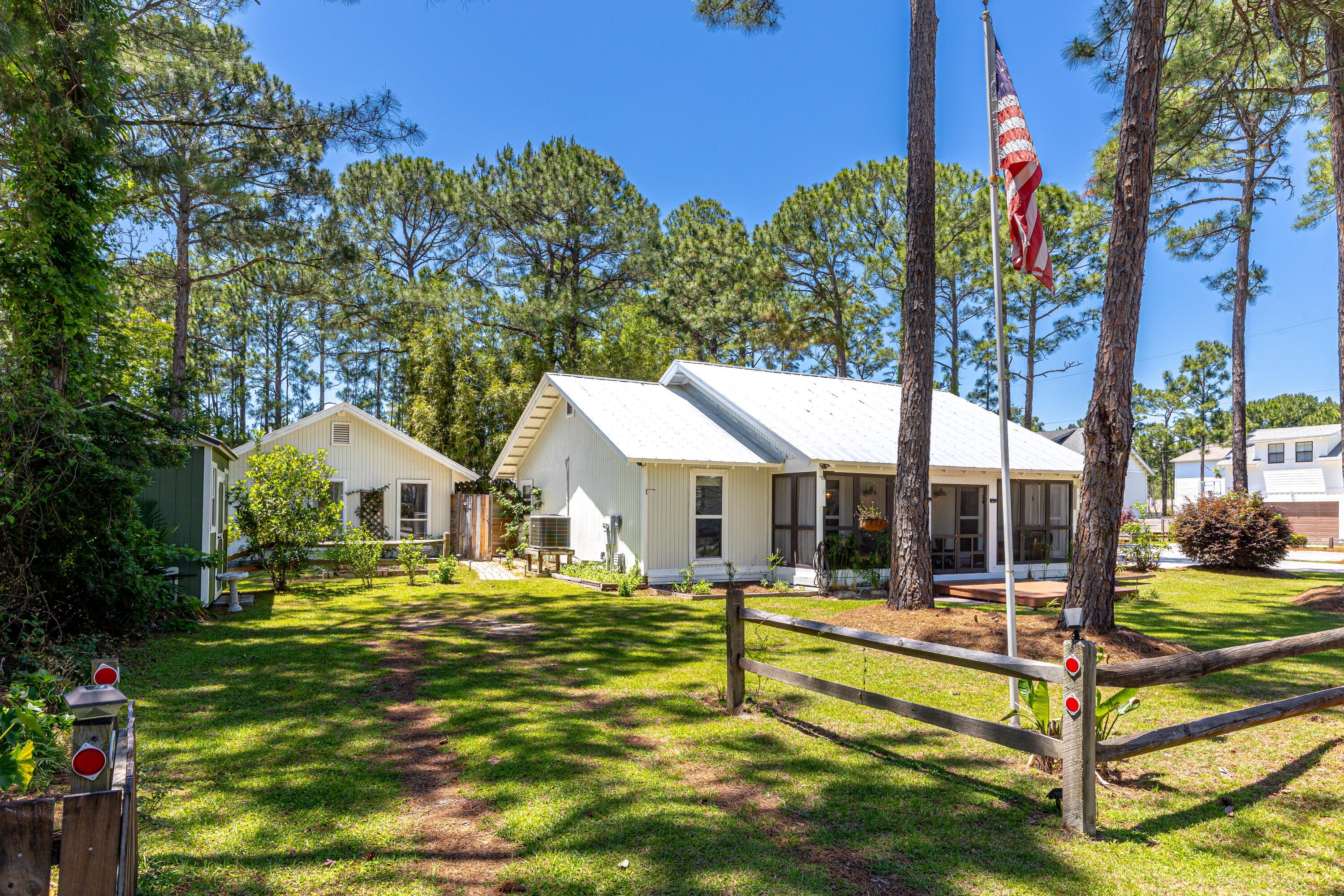 EXCLUSIVE BEACH - Residential