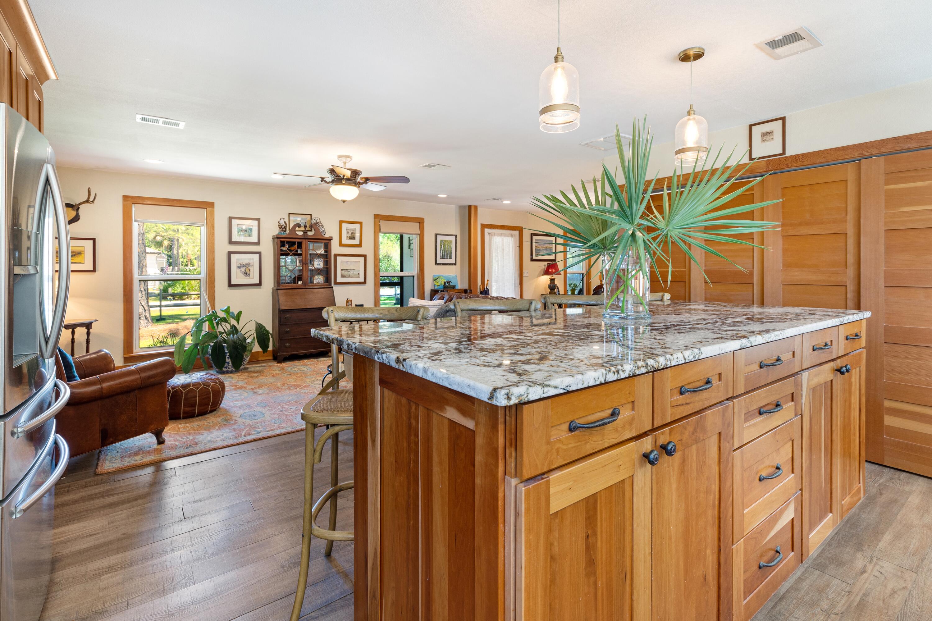 EXCLUSIVE BEACH - Residential