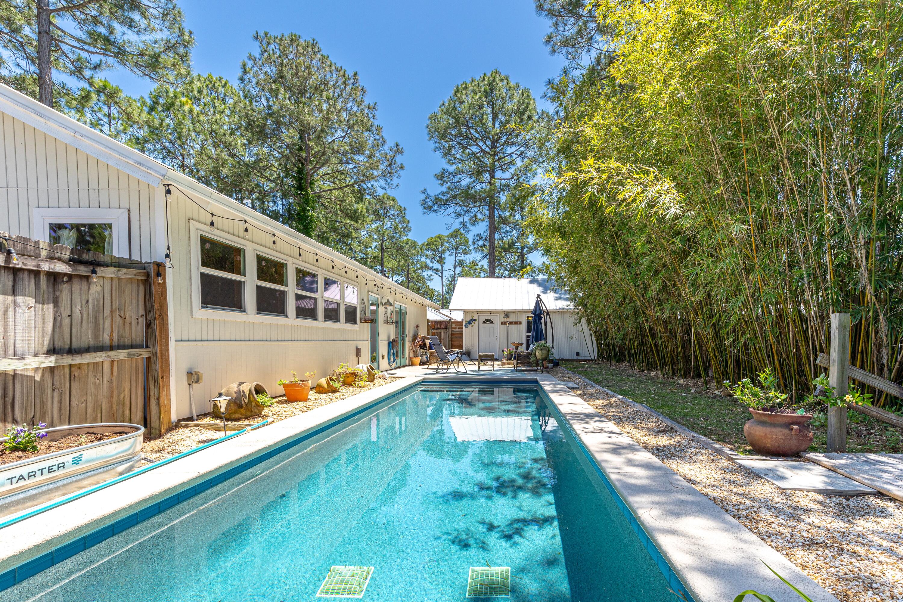 EXCLUSIVE BEACH - Residential