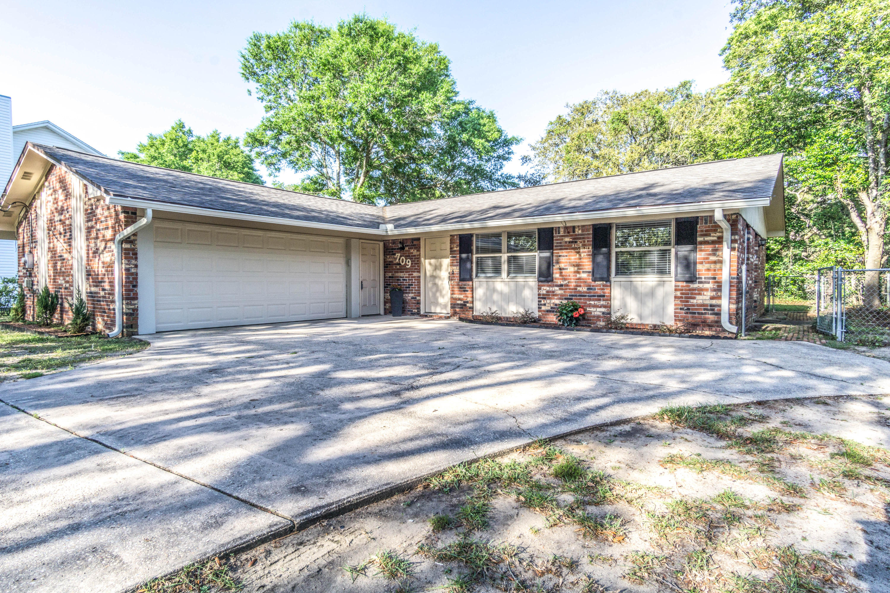 GARNIERS HEIGHTS - Residential