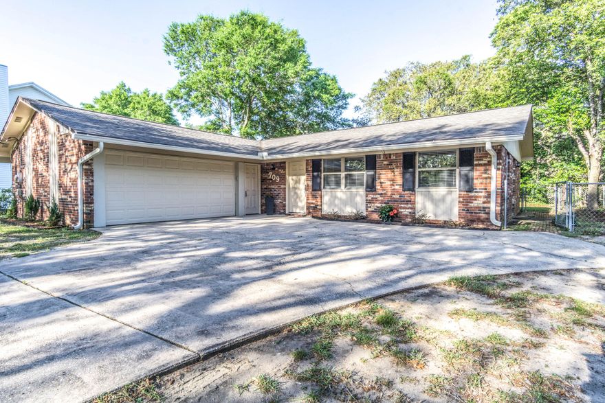 **BRAND NEW ROOF as of March 7, 2018!!!!**WELCOME HOME!Welcome to this beautifully remodeled home in the heart of Kenwood. Newly updated kitchen opens into your living and dining rooms boasts beautiful granite counter tops, soft close cabinets and drawers and stainless steel appliances. There is Ultra modern mood lighting under the kitchen cabinets, there are many colors to choose from! Come check out the extra storage area in the garage! Seller is offering a 1 year home warranty also. Call today to schedule your showing.Buyer to verify all measurements.