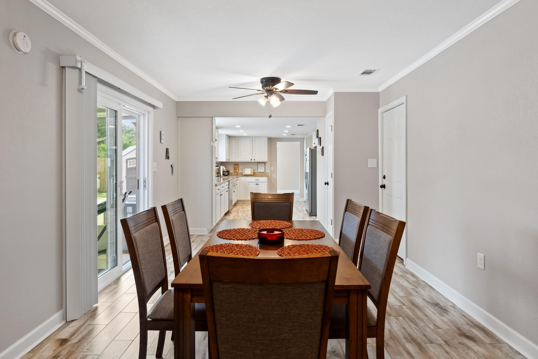 CHATEAU PRES DE LA MER - Residential