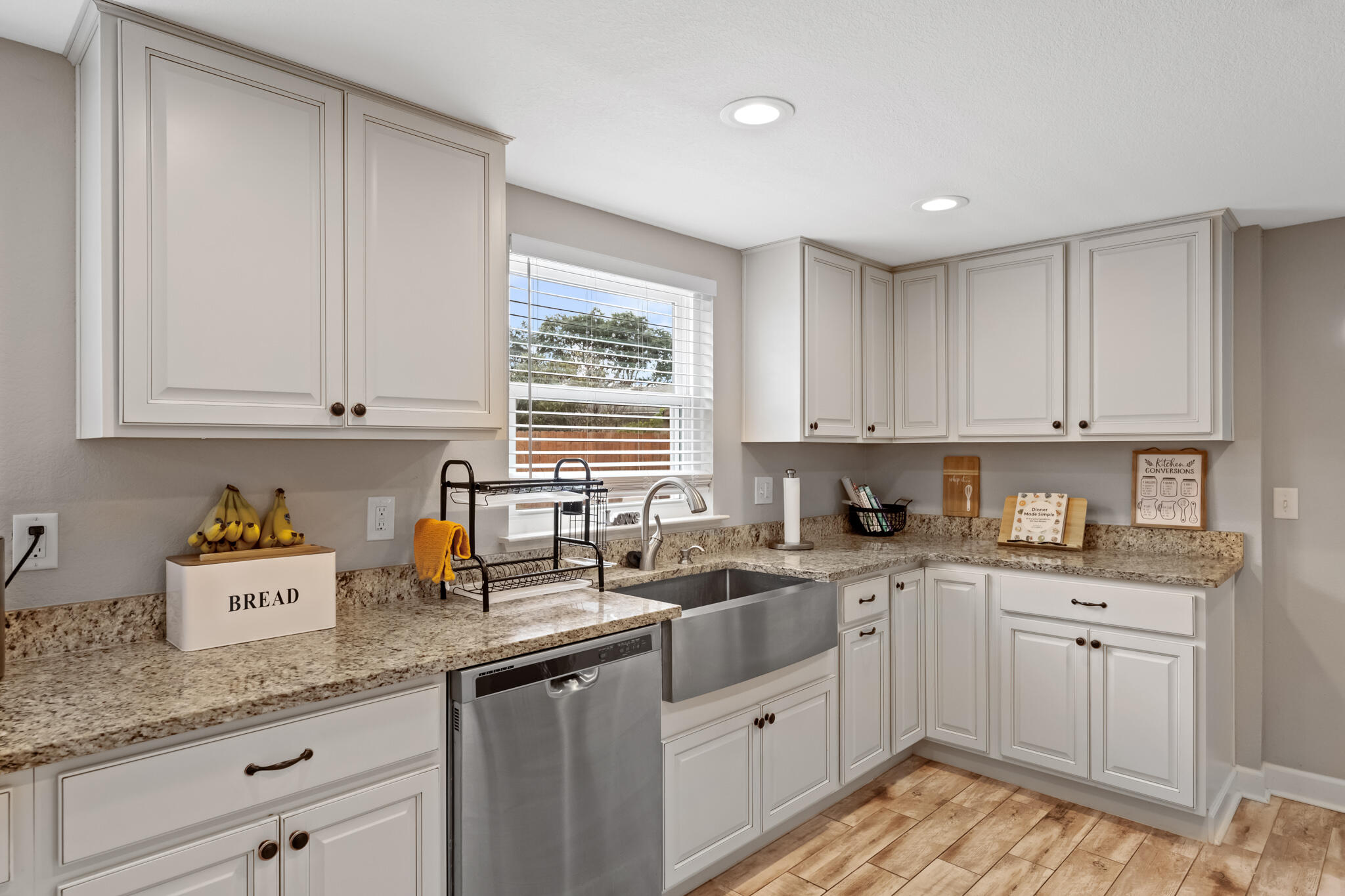 CHATEAU PRES DE LA MER - Residential