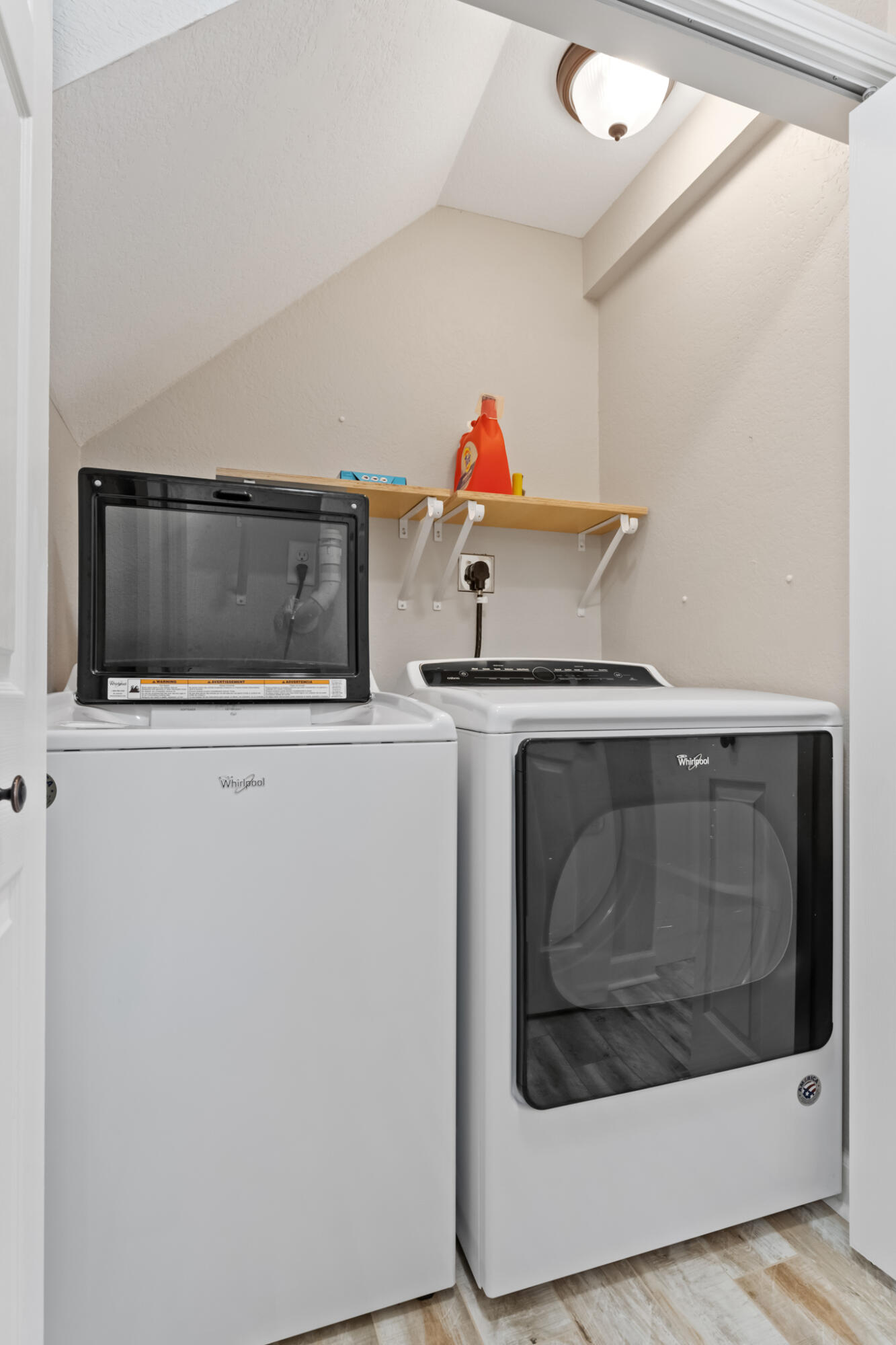 CHATEAU PRES DE LA MER - Residential