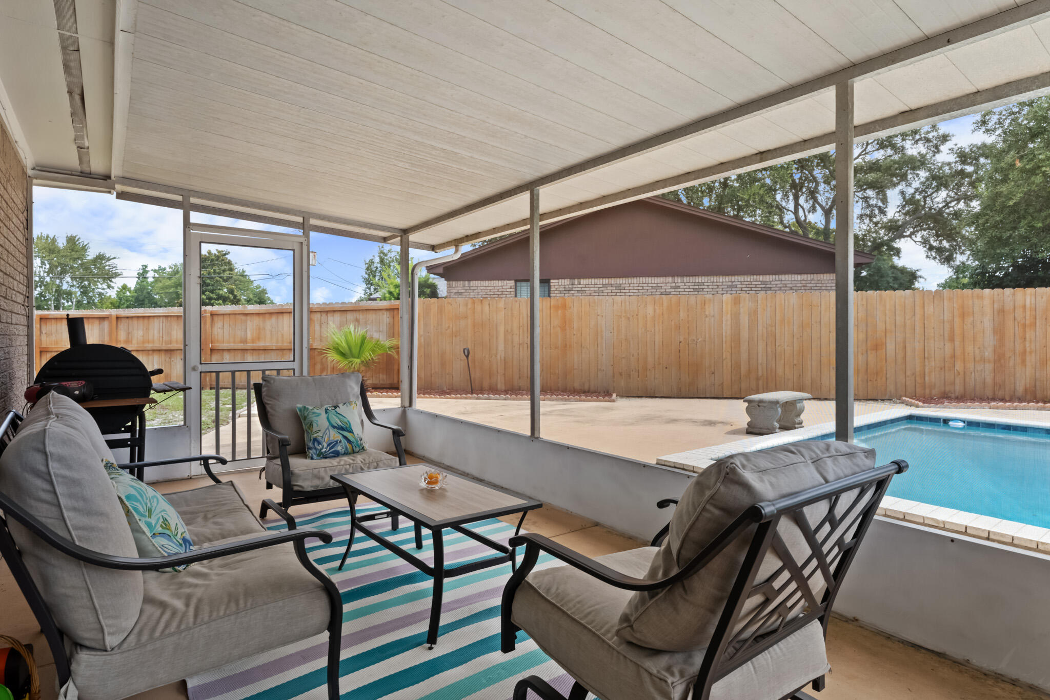 CHATEAU PRES DE LA MER - Residential