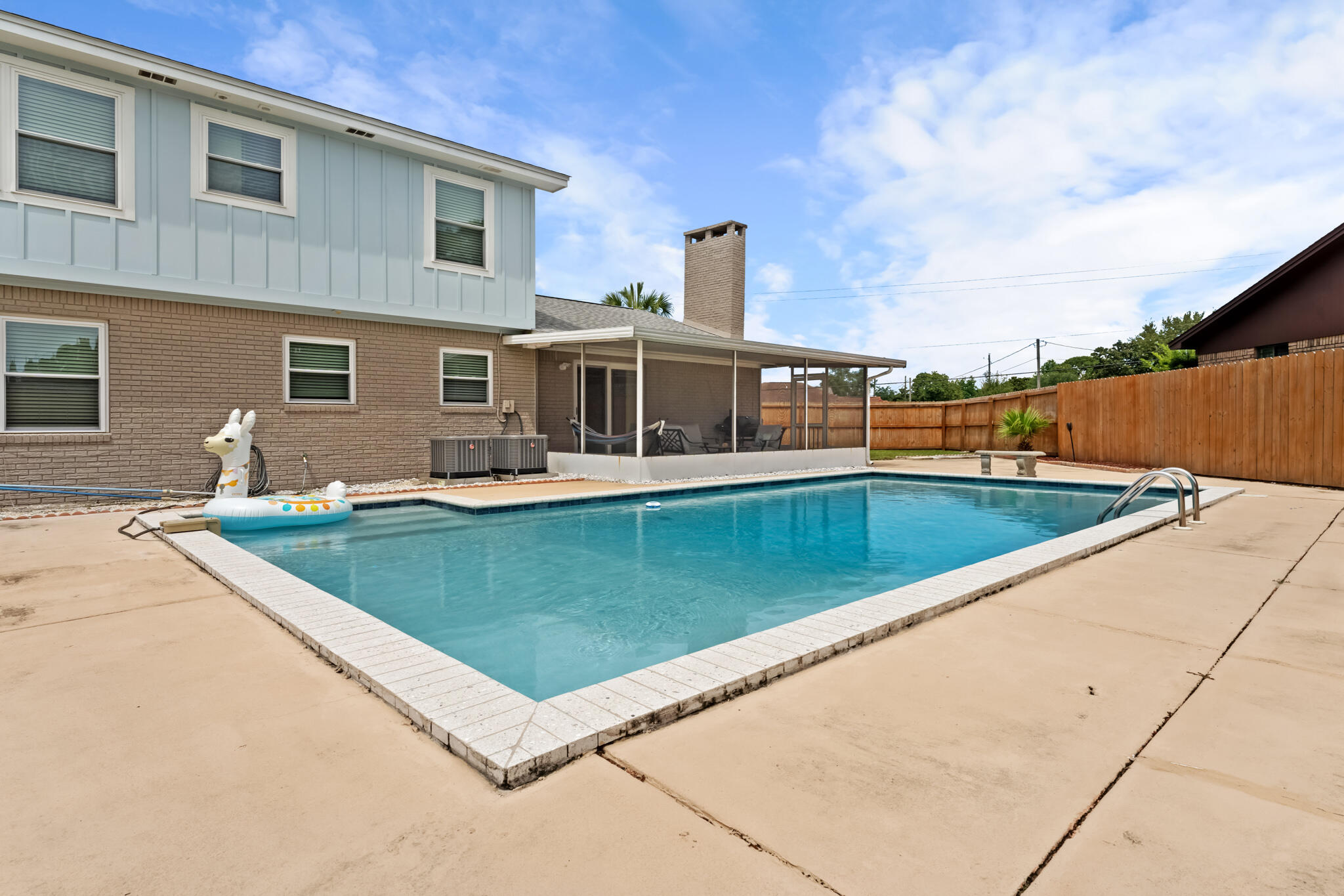 CHATEAU PRES DE LA MER - Residential