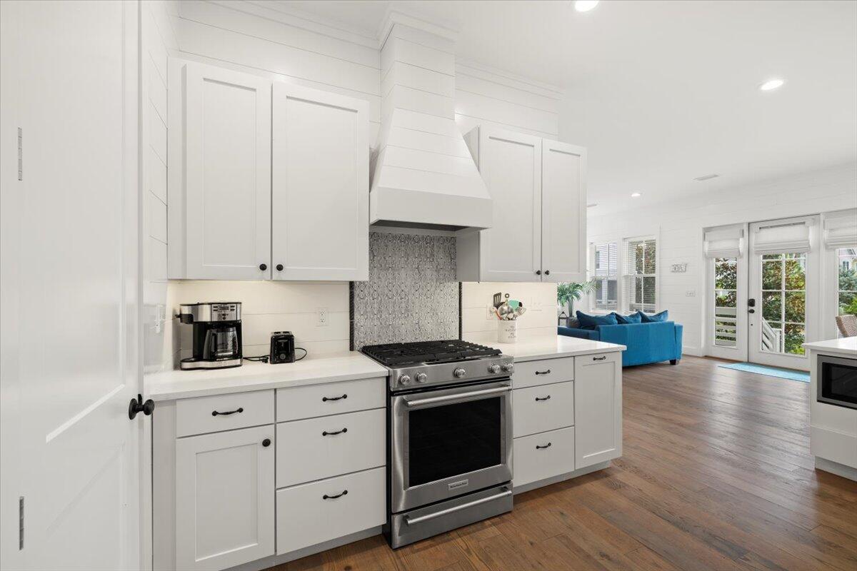 LAKESIDE AT BLUE MOUNTAIN BEACH - Residential