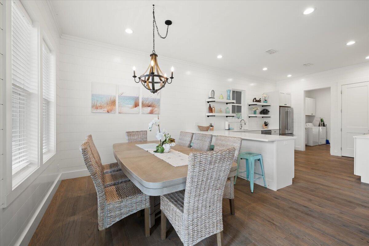 LAKESIDE AT BLUE MOUNTAIN BEACH - Residential