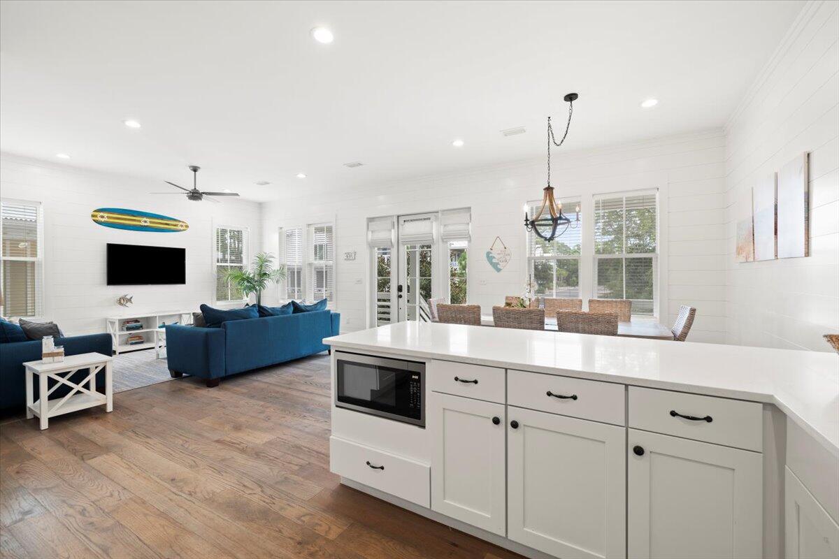 LAKESIDE AT BLUE MOUNTAIN BEACH - Residential