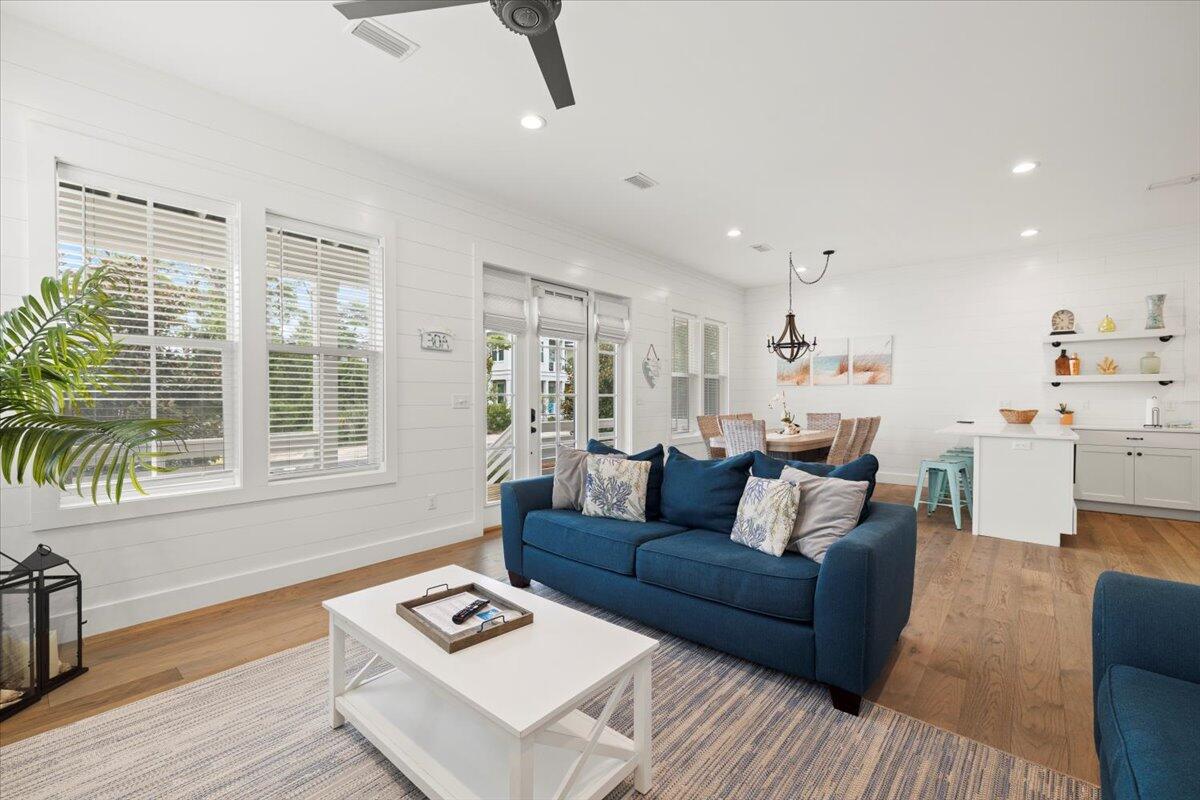 LAKESIDE AT BLUE MOUNTAIN BEACH - Residential