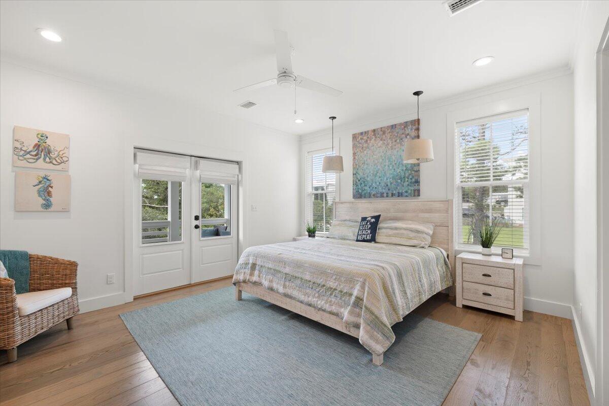 LAKESIDE AT BLUE MOUNTAIN BEACH - Residential